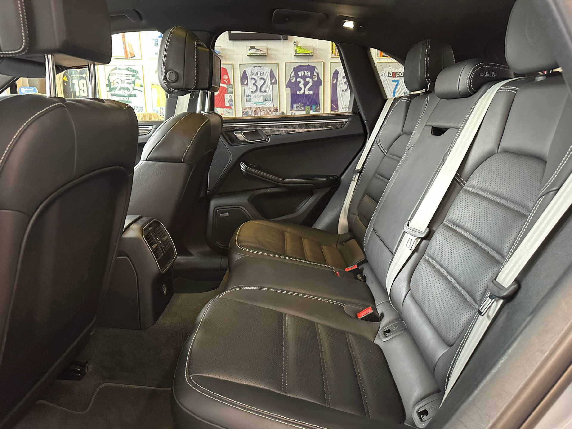 PORSCHE Macan 3.0 V6 S-image-9