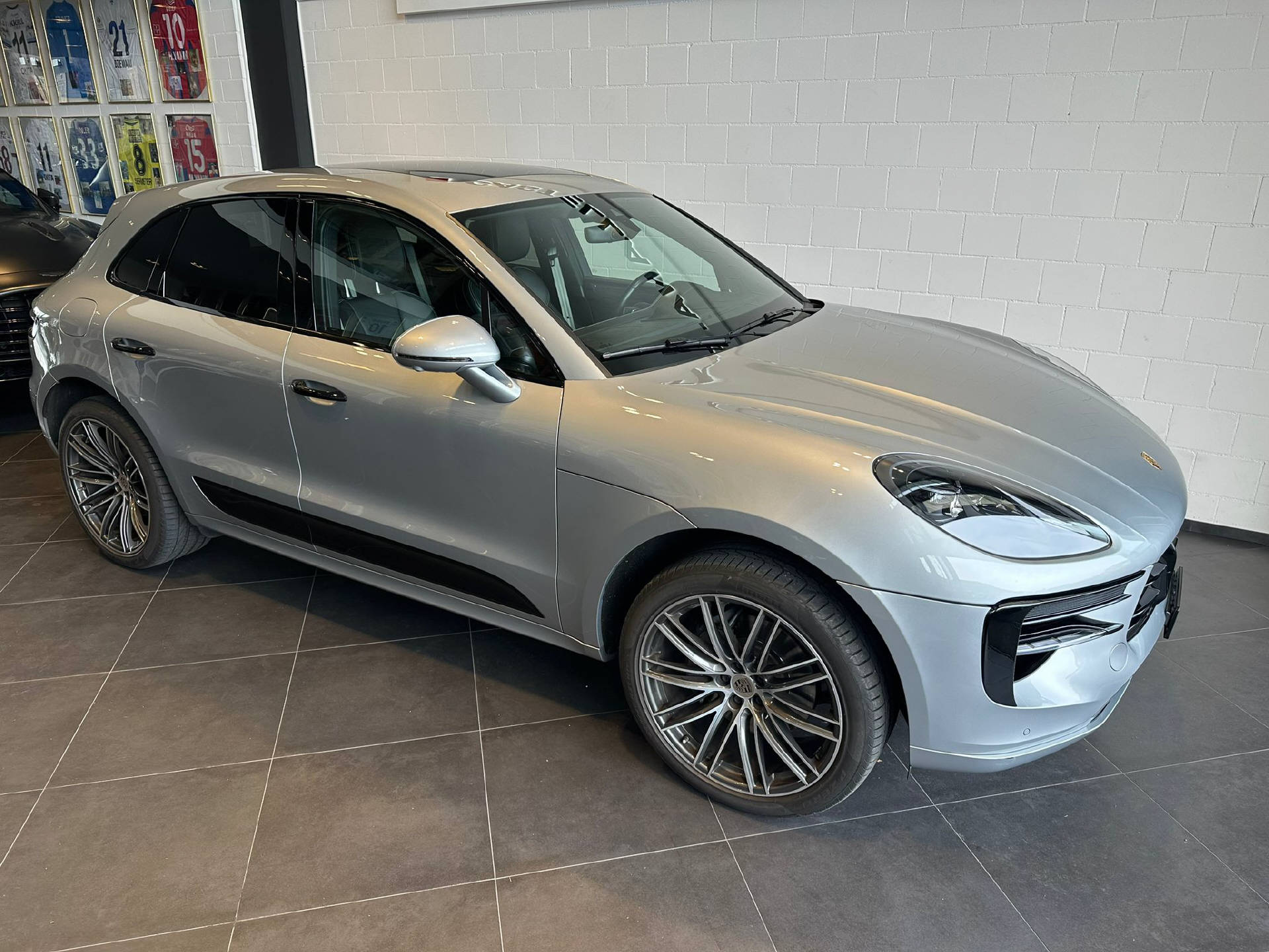 PORSCHE Macan 3.0 V6 S-image-1