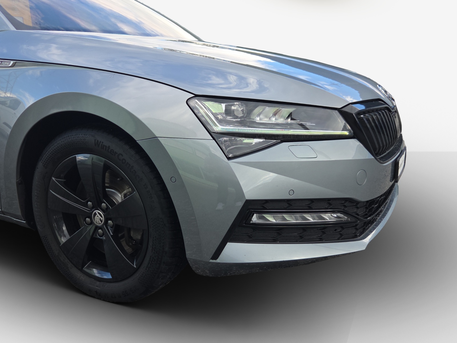 SKODA Superb Combi 2.0 TSI SportLine 4x4 DSG-image-15