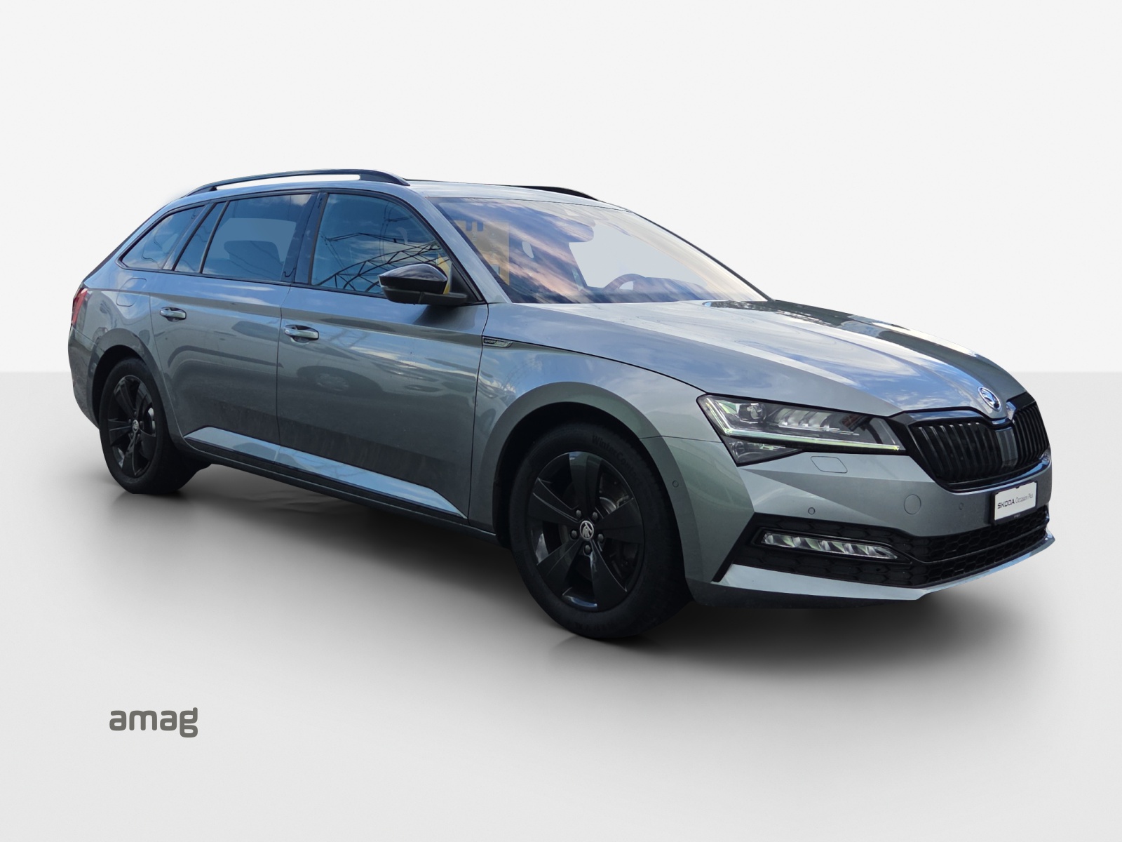SKODA Superb Combi 2.0 TSI SportLine 4x4 DSG-image-5