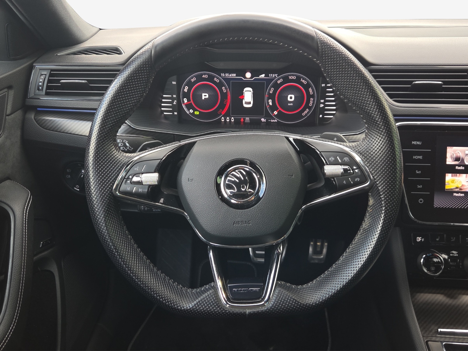 SKODA Superb Combi 2.0 TSI SportLine 4x4 DSG-image-9