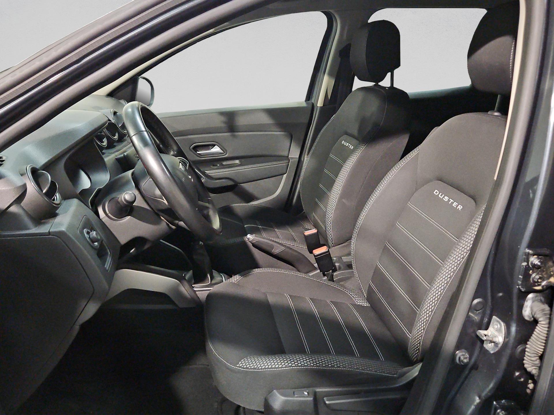 DACIA Duster SCe 115 Prestige 4x4-image-8