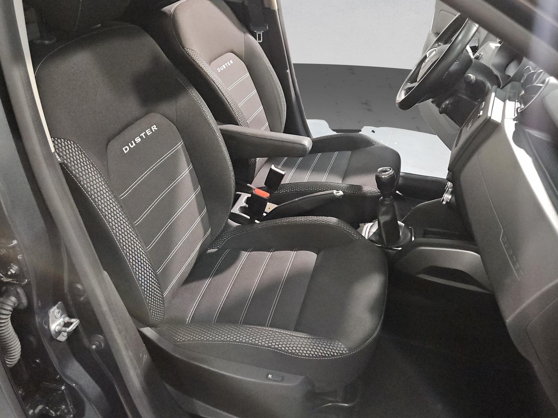 DACIA Duster SCe 115 Prestige 4x4-image-16