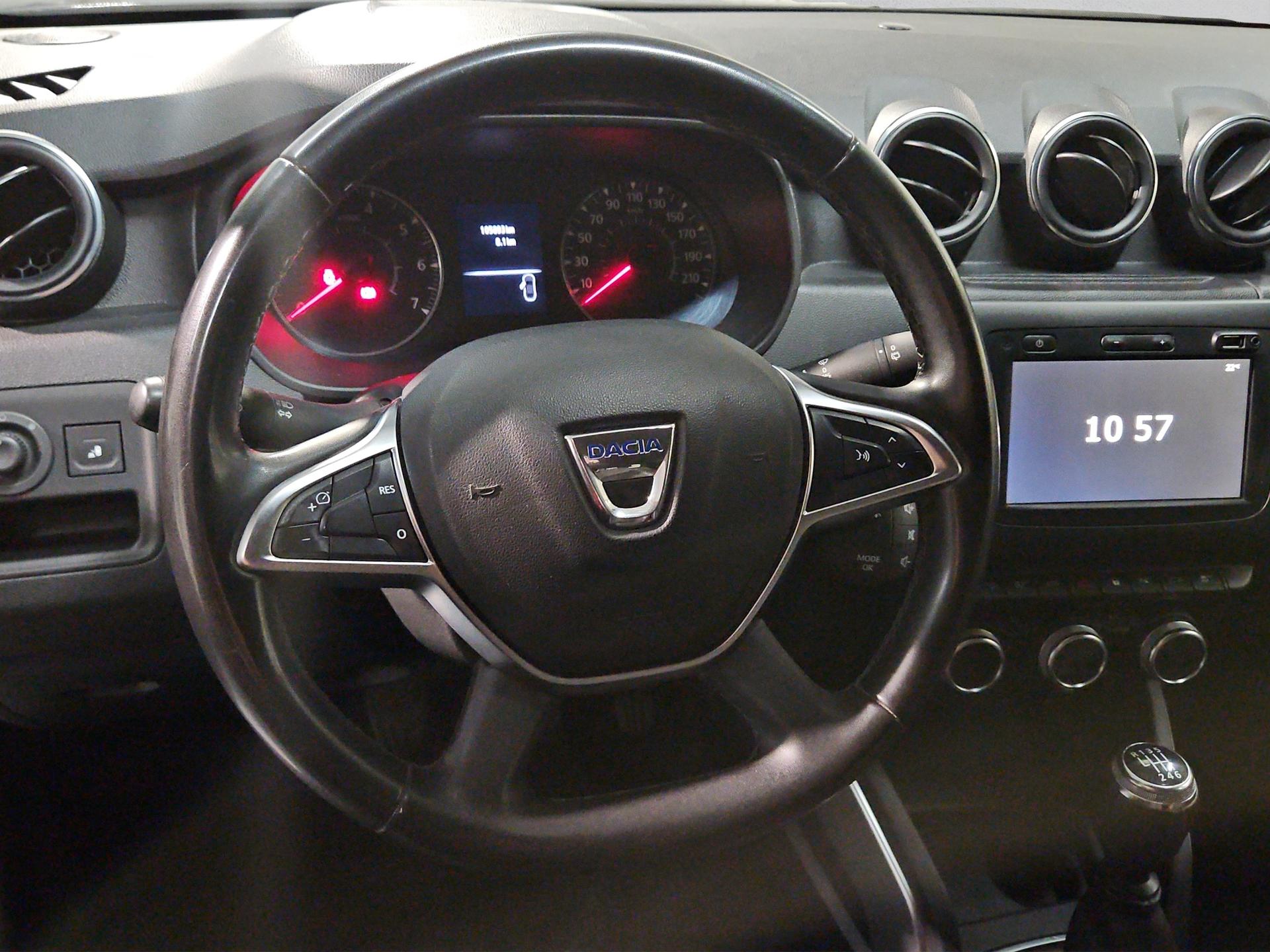 DACIA Duster SCe 115 Prestige 4x4-image-9