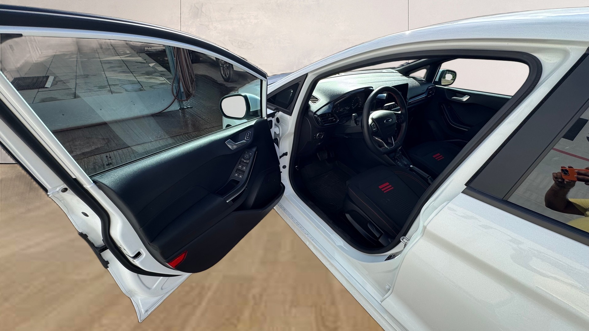 FORD Fiesta 1.0 SCTi MHEV ST Line Automat-image-17