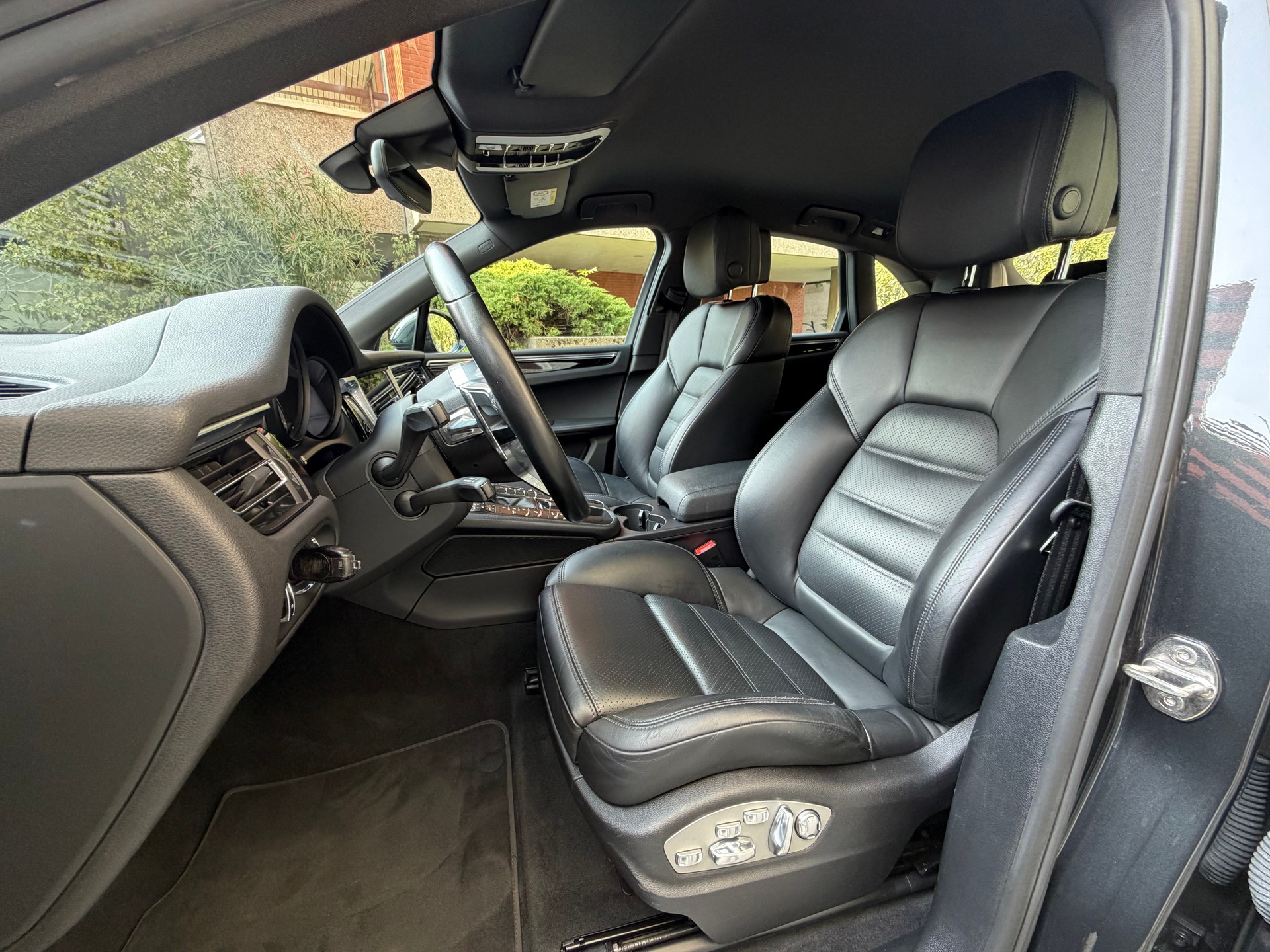 PORSCHE Macan S PDK-image-7