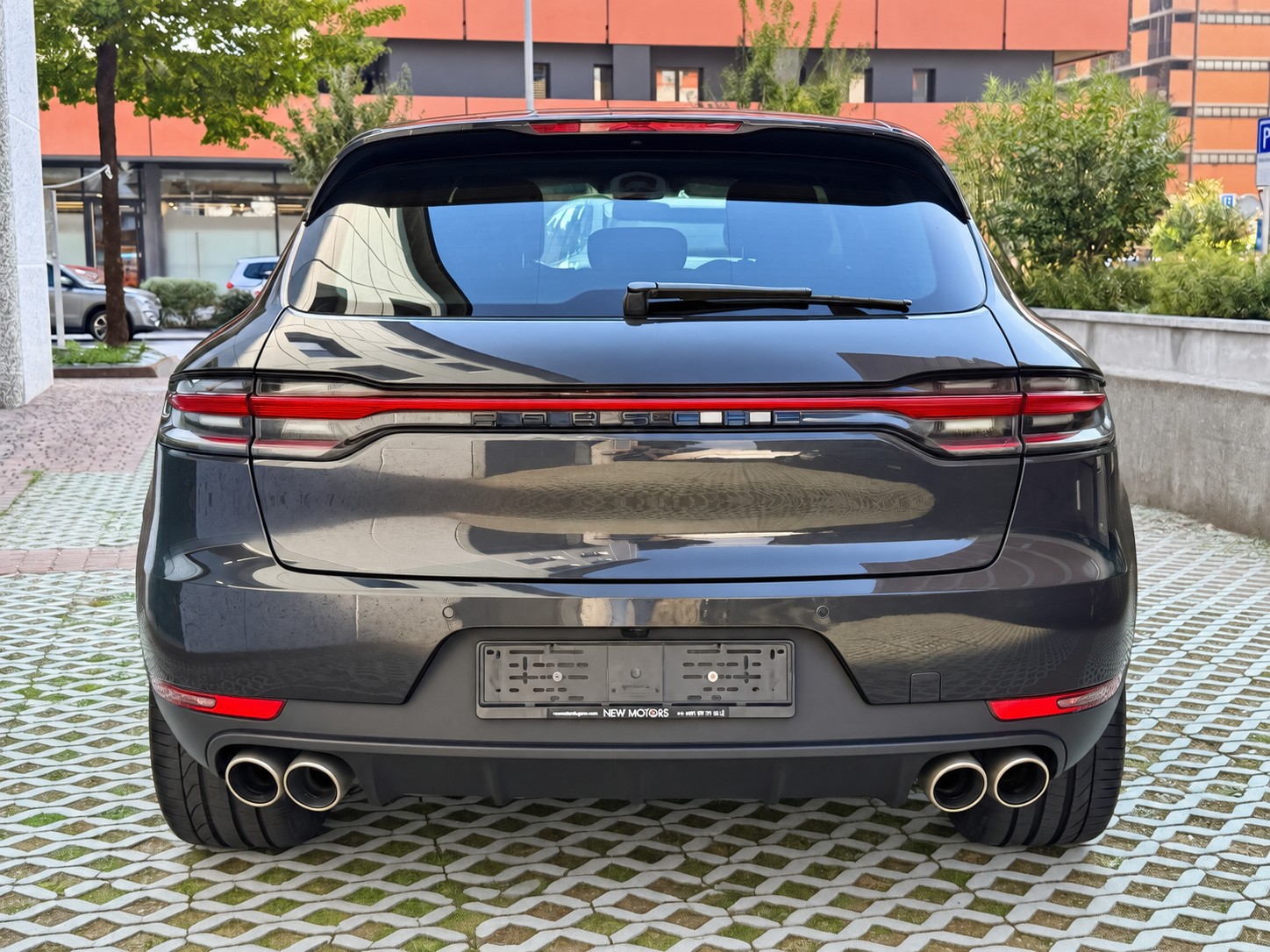 PORSCHE Macan S PDK-image-5
