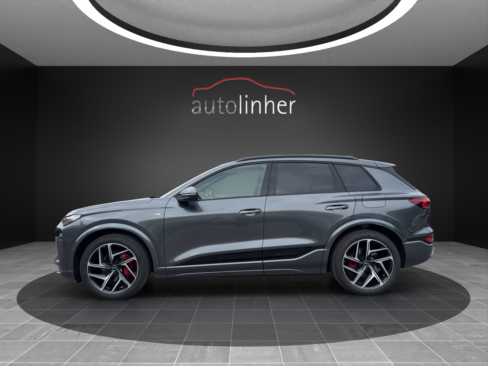 AUDI Q6 e-tron quattro-image-1