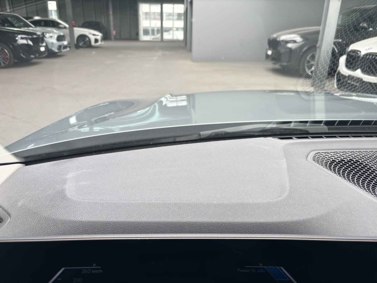 BMW 3er Reihe G21 Touring 320d xDrive-image-12