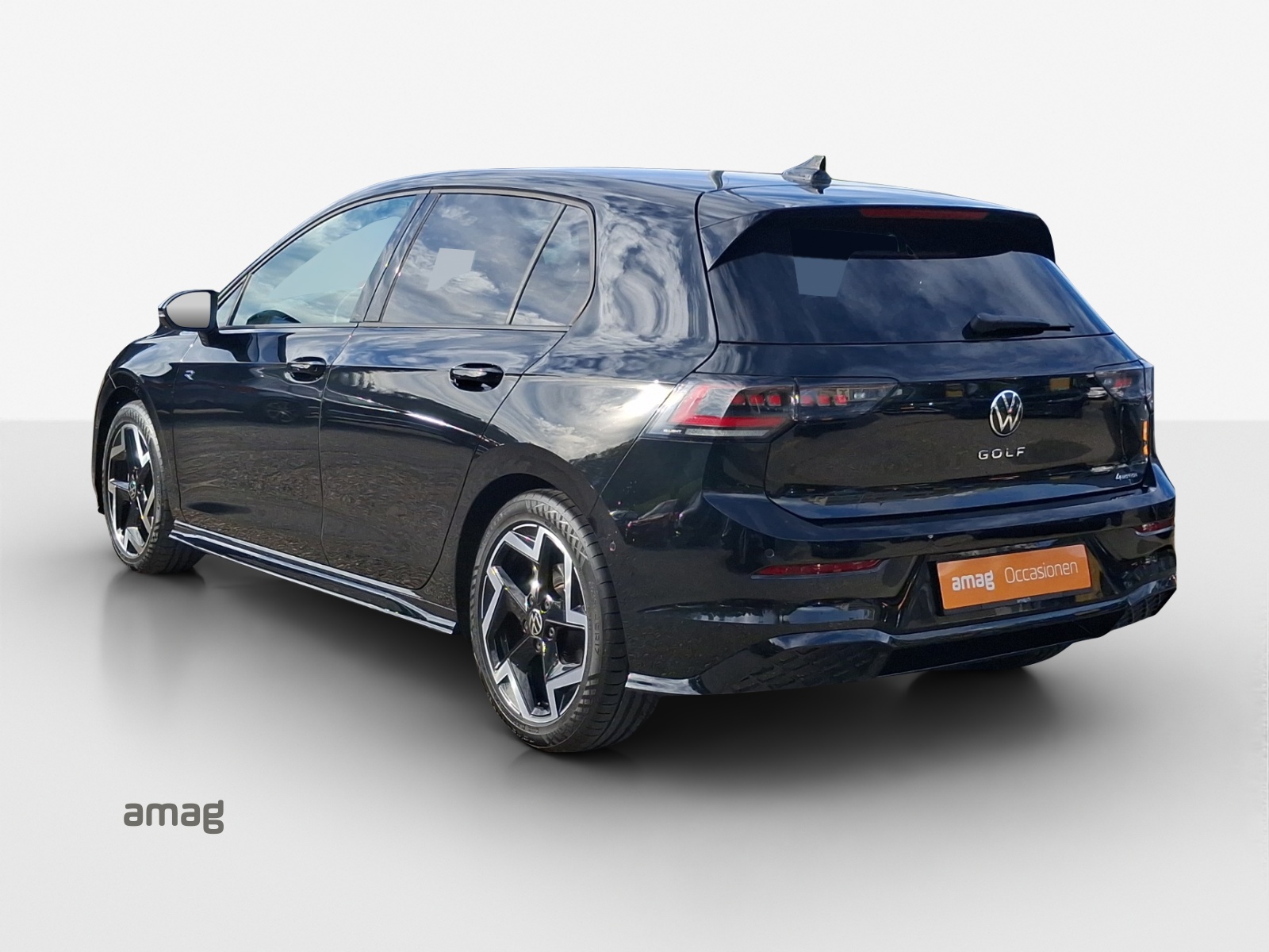 VW Golf 2.0 TSI R-Line DSG 4 Motion-showroom-element-2