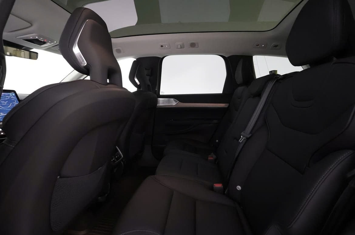 VOLVO EX90 Twin Performance 106 kWh Ultra AWD-image-5