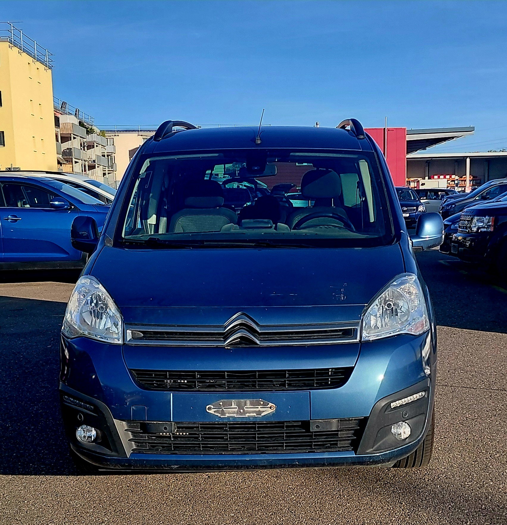 Car photo