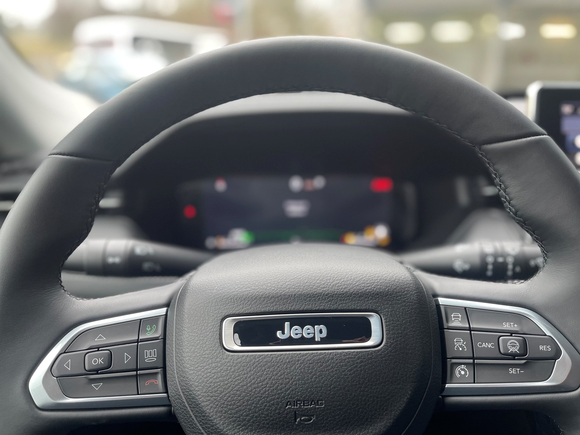 JEEP Compass 1.3 T PHEV Swiss Limited Plus AWD-image-7