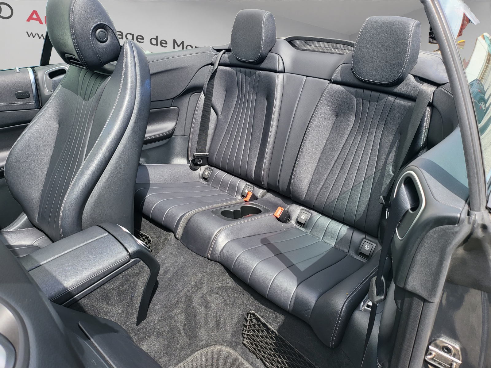 MERCEDES-BENZ E 200 Cabriolet AMG Line 4 Matic 9G-Tronic-image-8