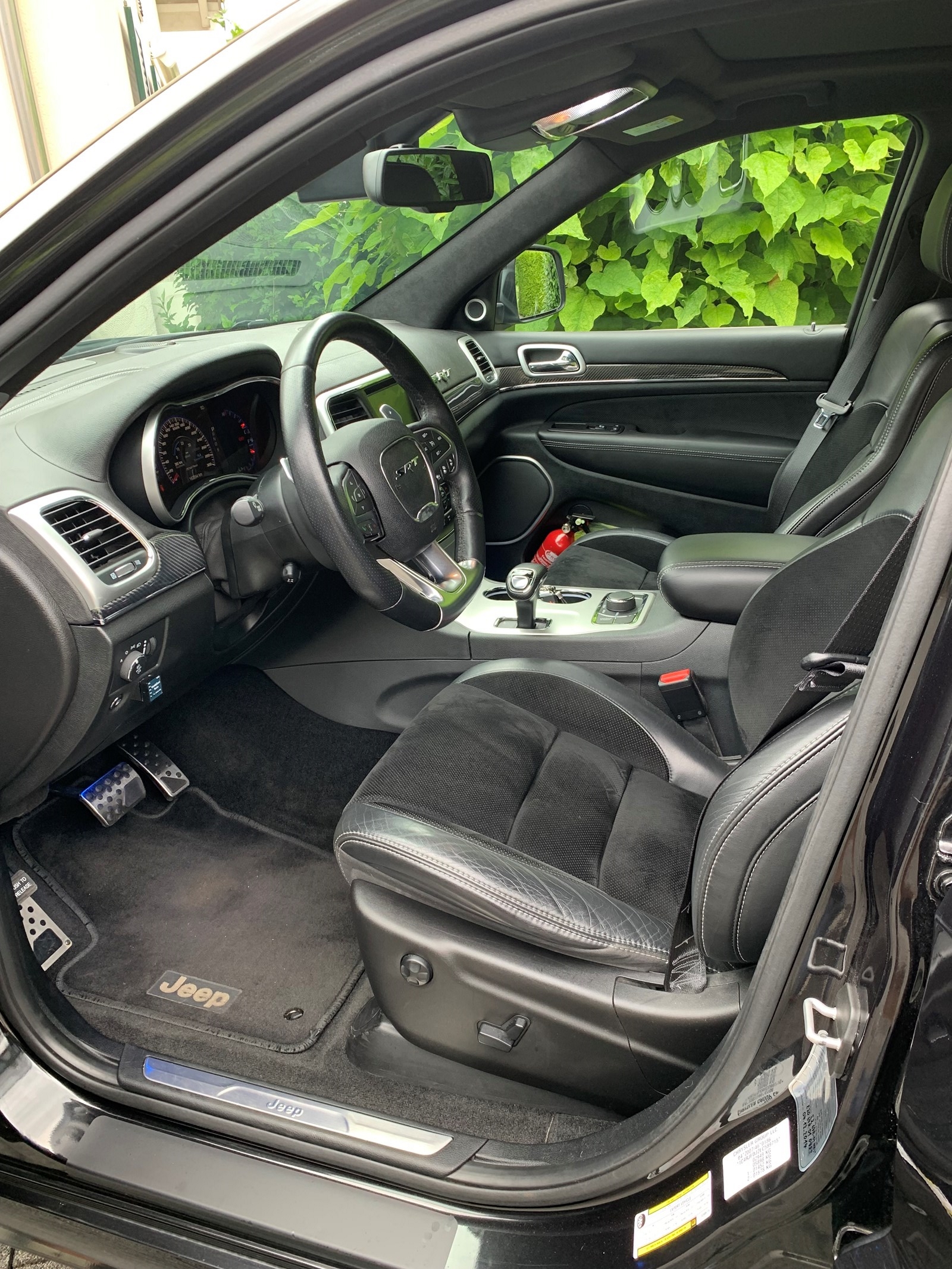 JEEP Grand Cherokee 6.4 V8 HEMI SRT8 Automatic-image-11