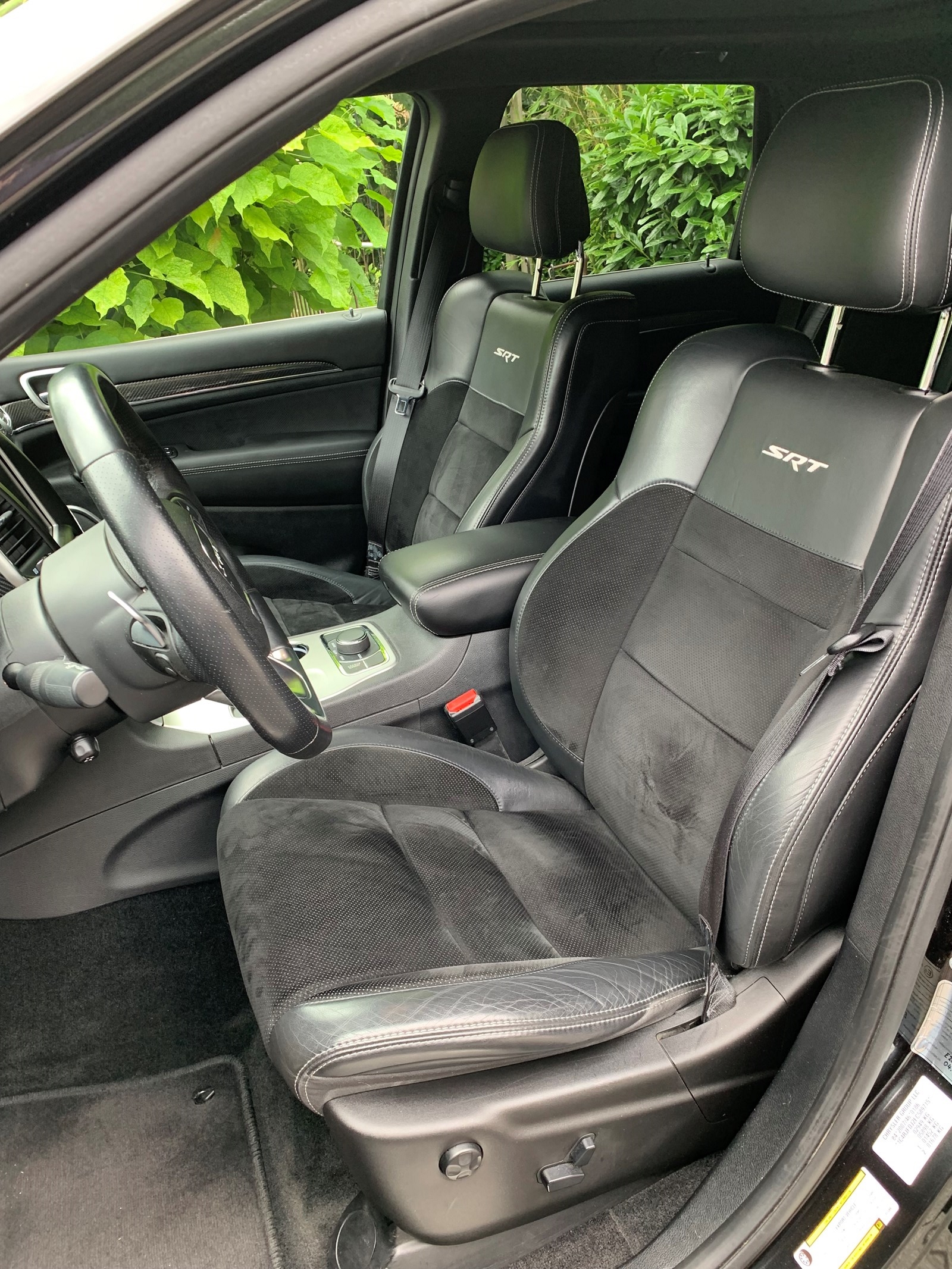 JEEP Grand Cherokee 6.4 V8 HEMI SRT8 Automatic-image-12