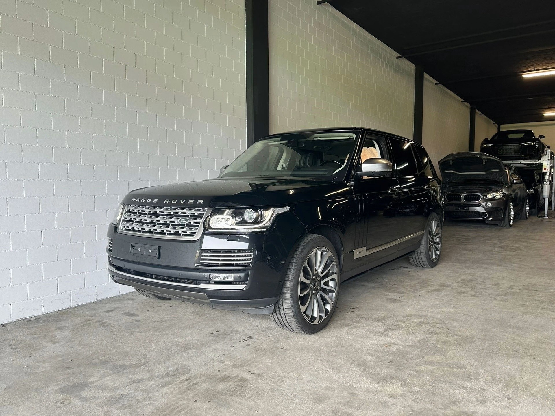 LAND ROVER Range Rover LWB 4.4 SDV8 Autobiography Automatic Vollausstattung-image-1