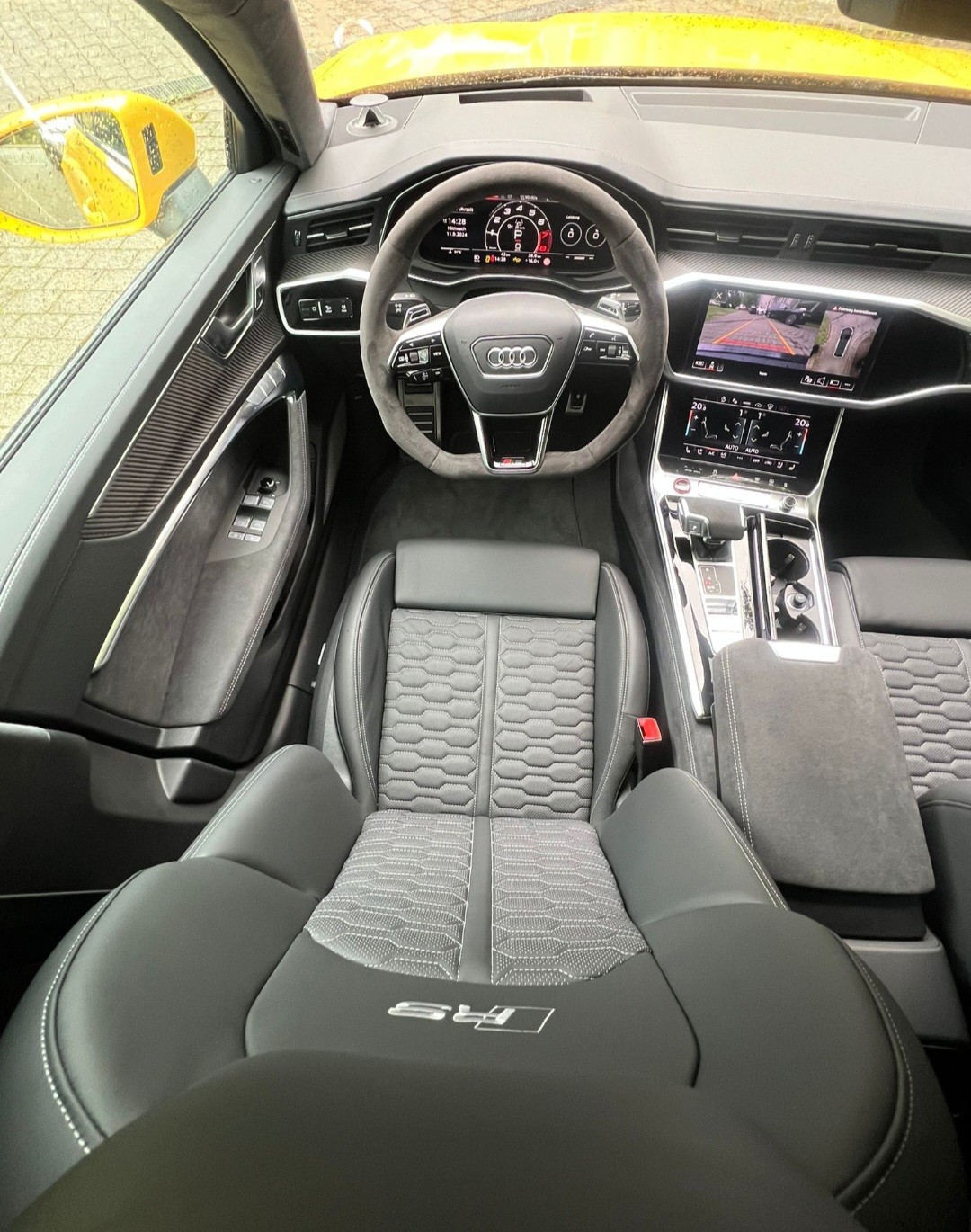 AUDI RS6 Avant 4.0 TFSI V8 Performance quattro-image-13