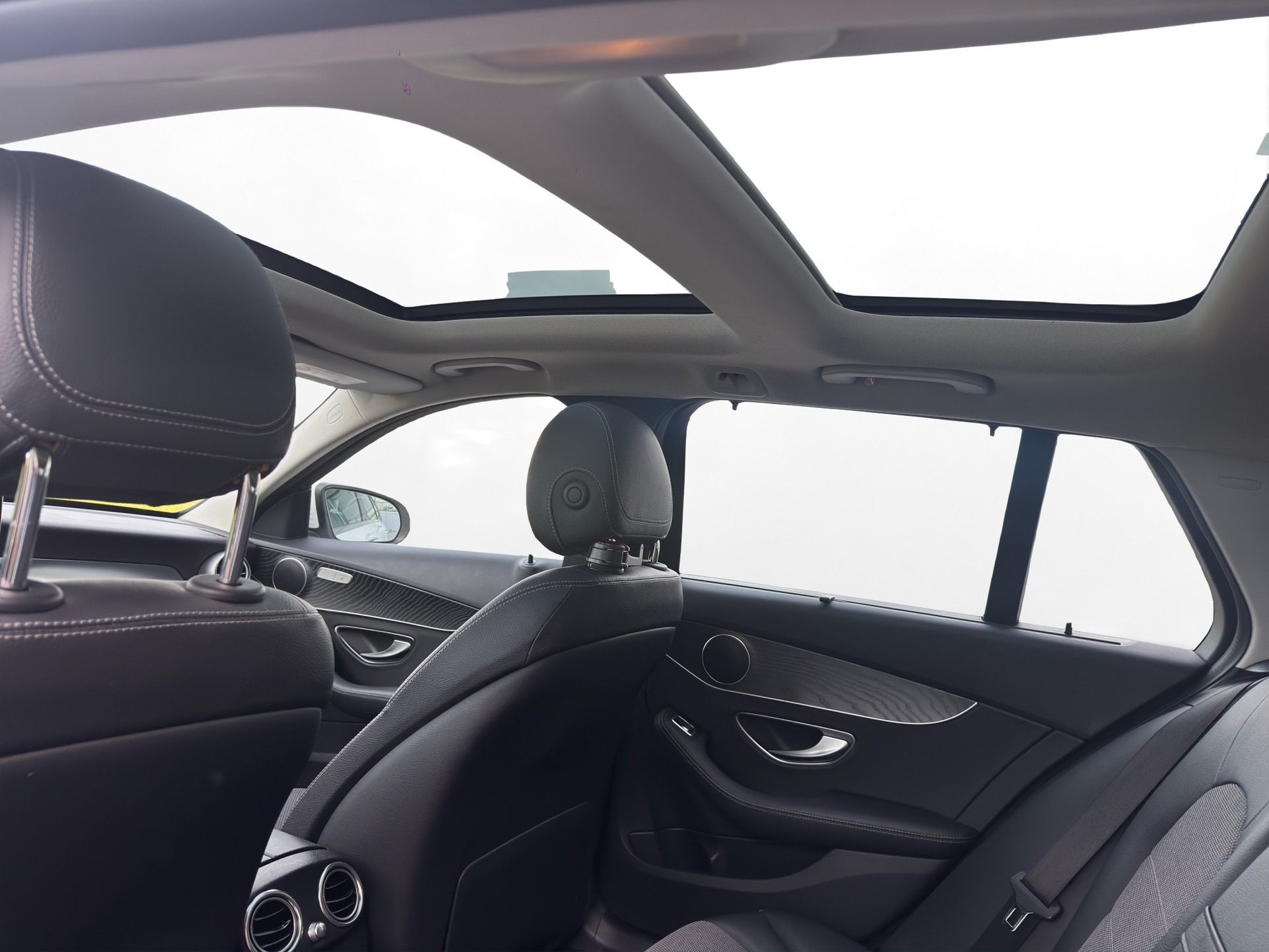 MERCEDES-BENZ C 350 e Avantgarde 7G-Tronic-image-13