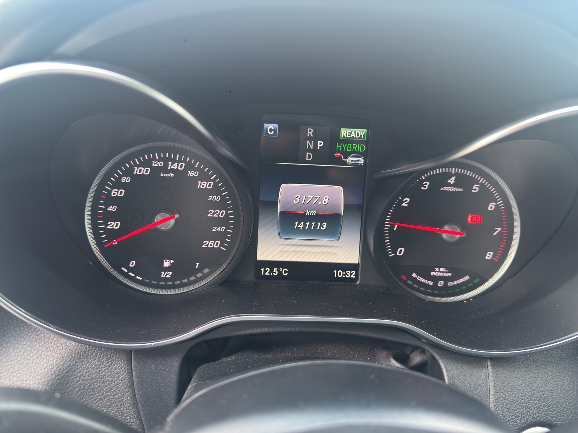 MERCEDES-BENZ C 350 e Avantgarde 7G-Tronic-image-10