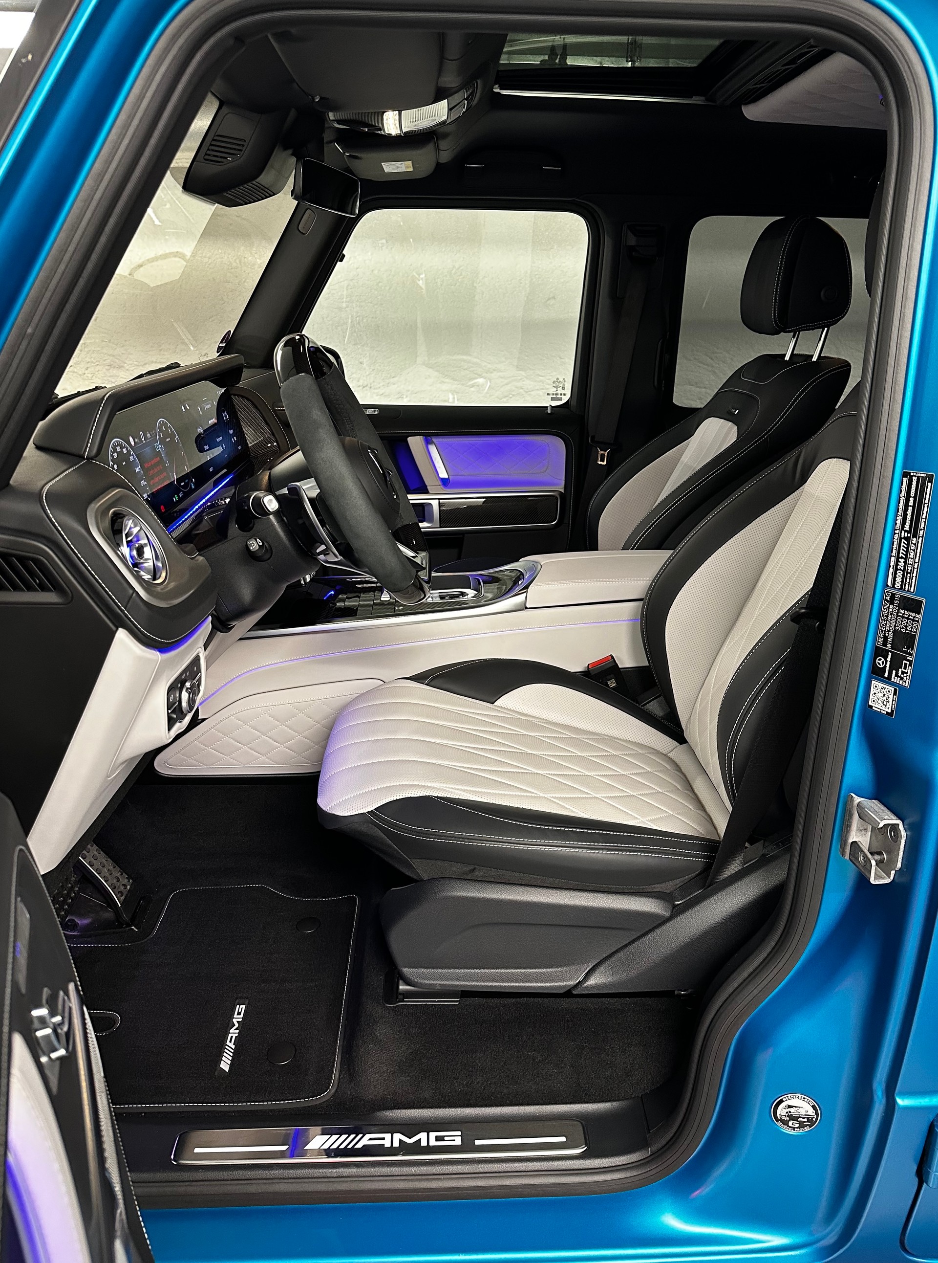 MERCEDES-BENZ G 63 AMG 9G-Tronic-image-8