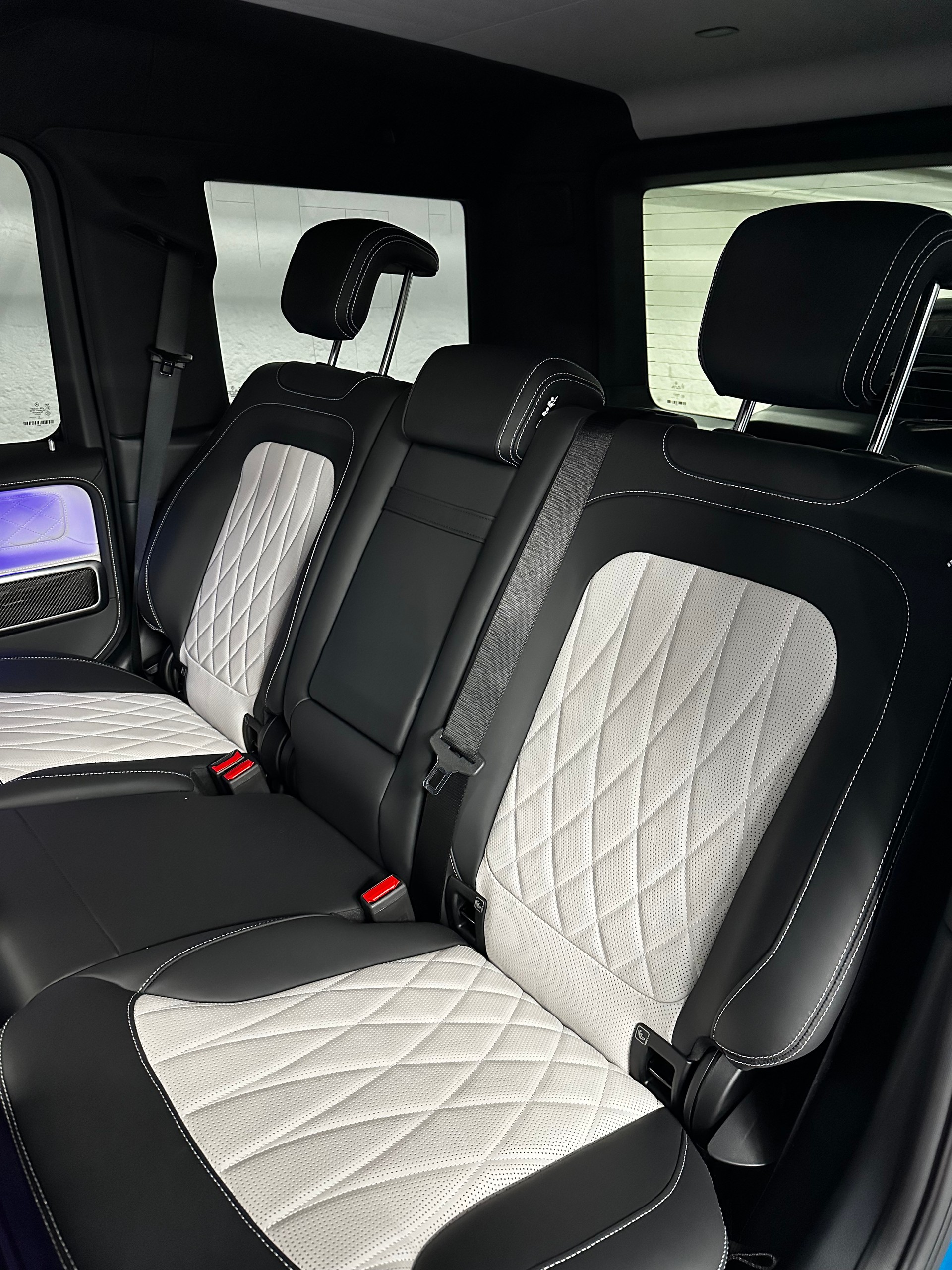 MERCEDES-BENZ G 63 AMG 9G-Tronic-image-21