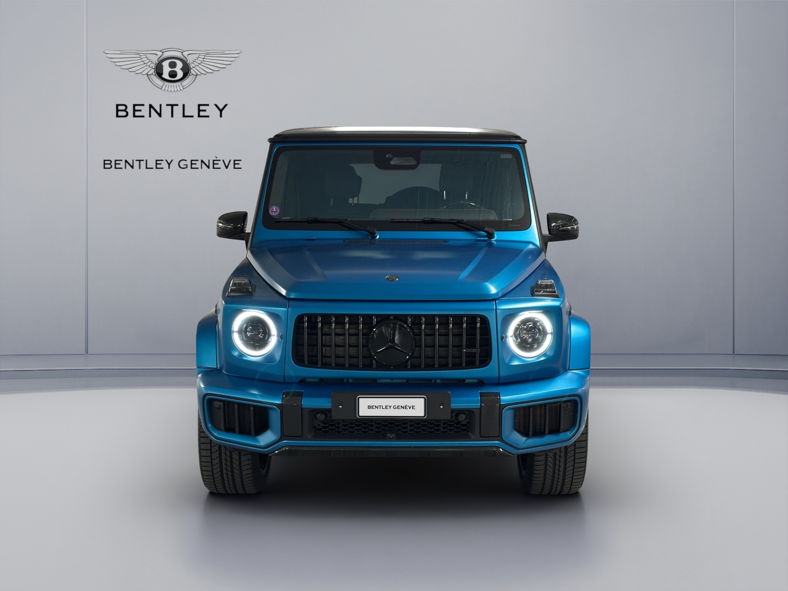 MERCEDES-BENZ G 63 AMG 9G-Tronic-showroom-element-1