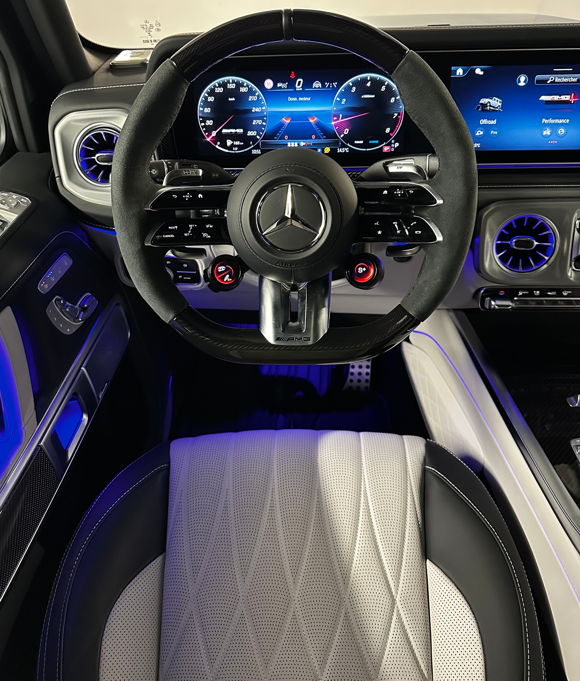 MERCEDES-BENZ G 63 AMG 9G-Tronic-image-12