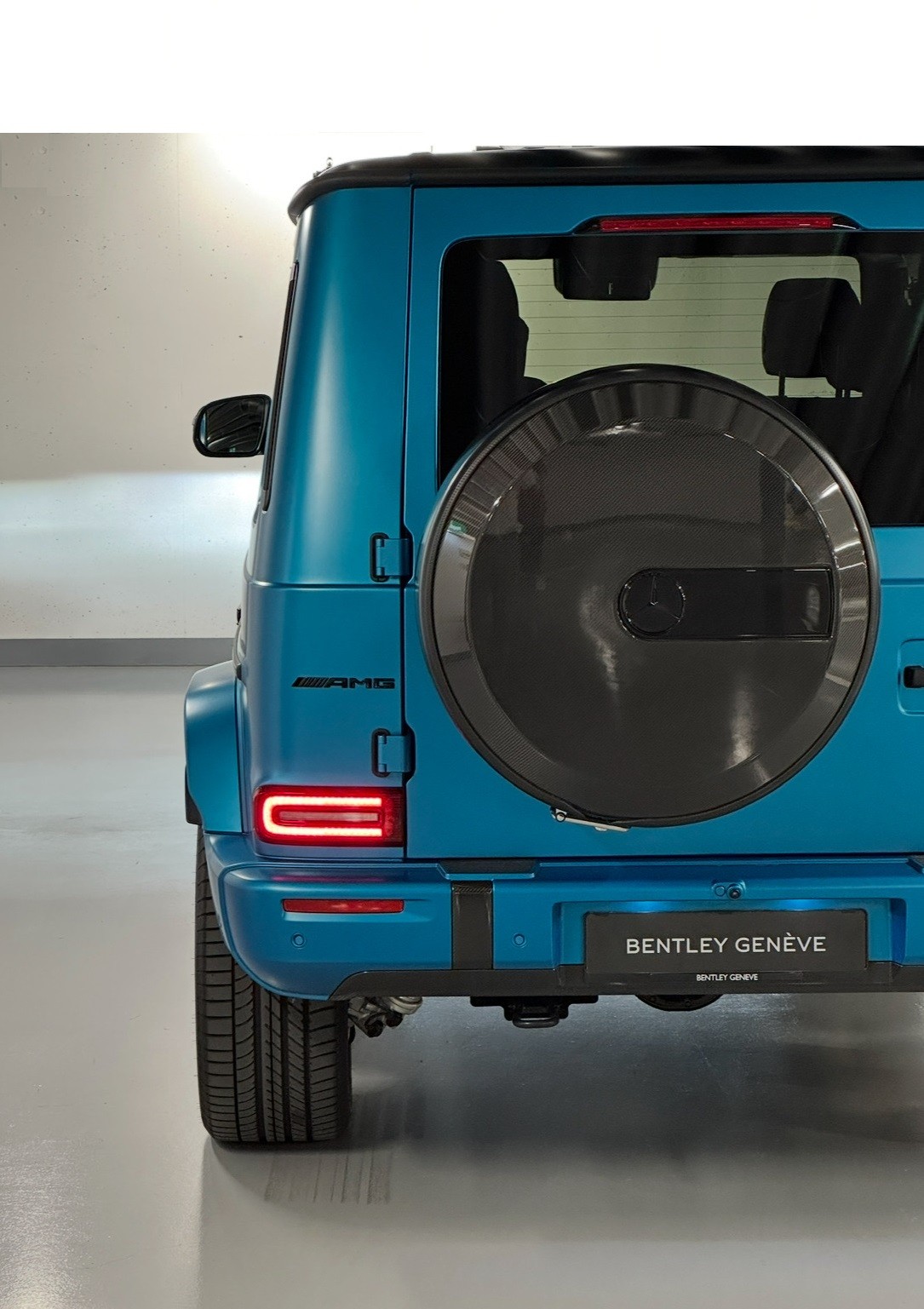 MERCEDES-BENZ G 63 AMG 9G-Tronic-image-23
