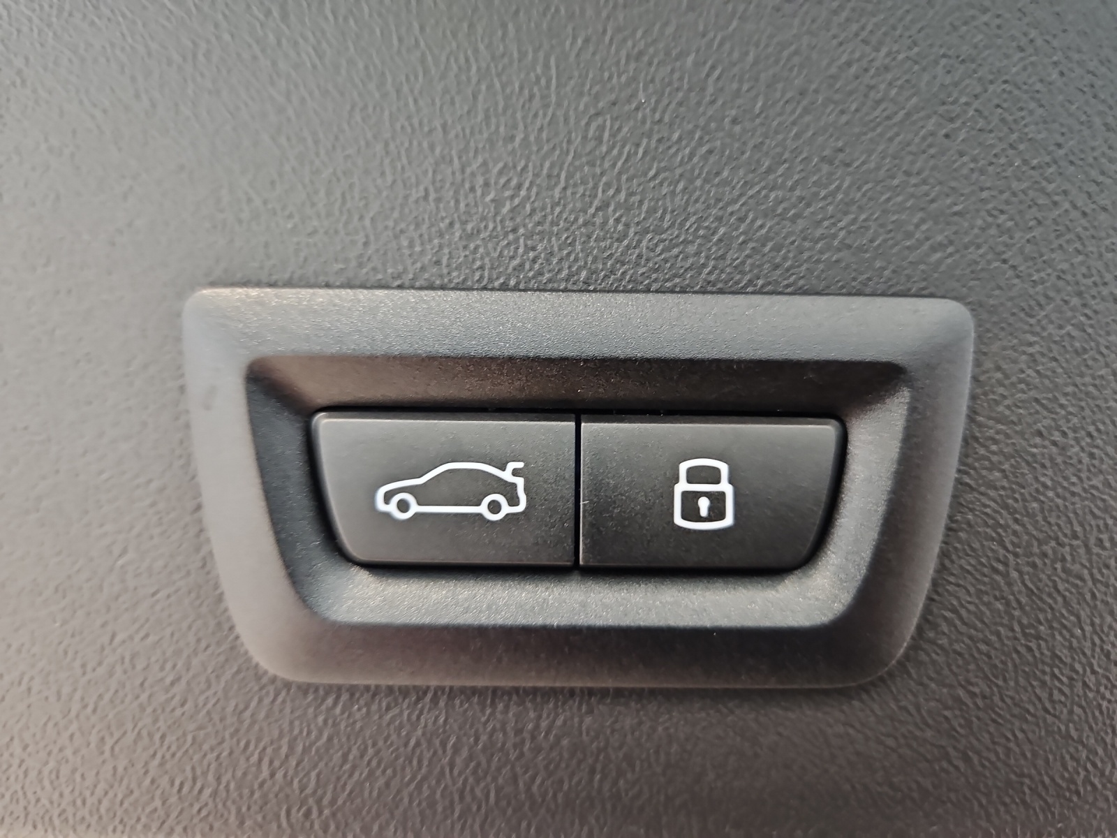 BMW X3 xDrive 20d 48V-image-15