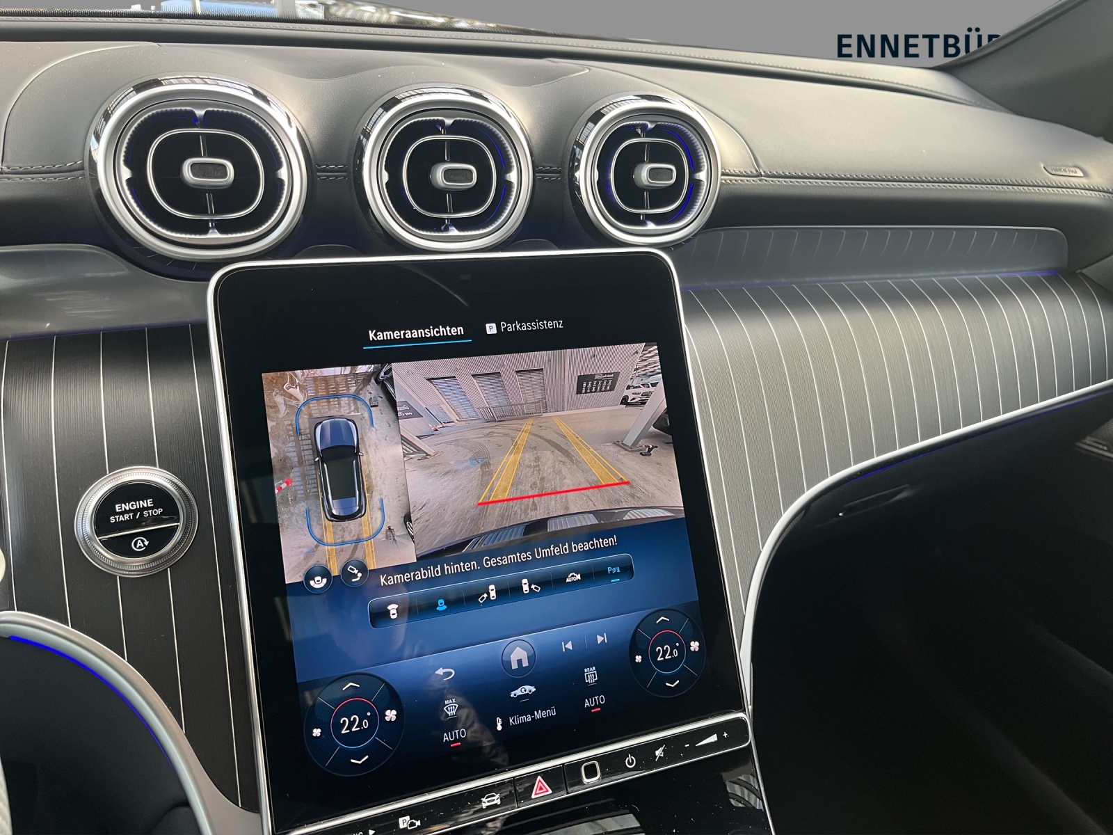 MERCEDES-BENZ GLC 220 d 4Matic 9G-Tronic-image-10