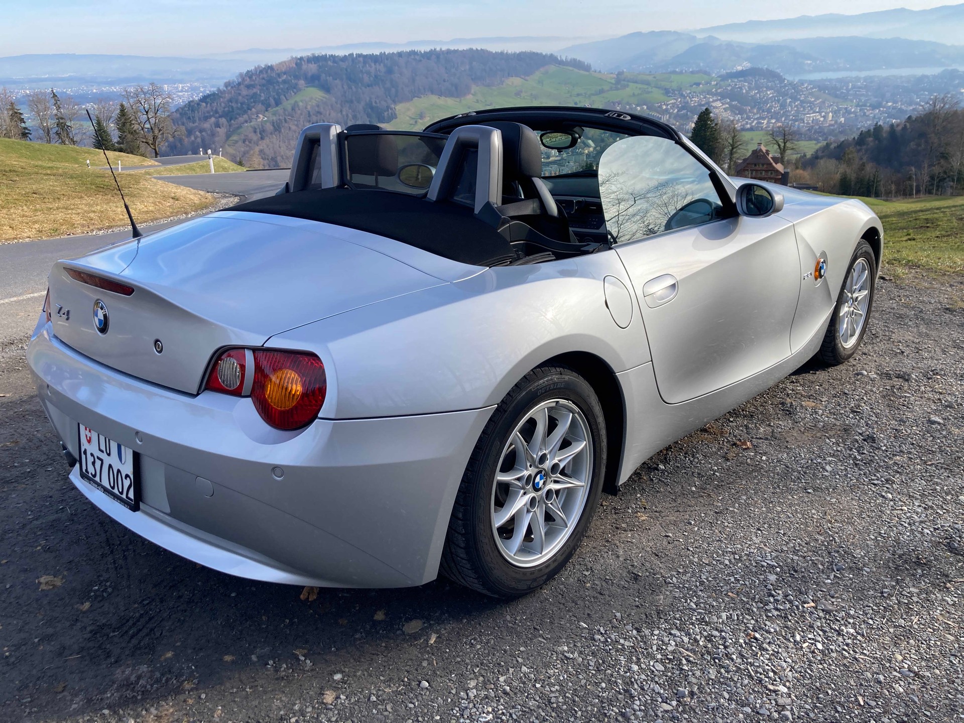 BMW Z4 2.2i Roadster-image-2