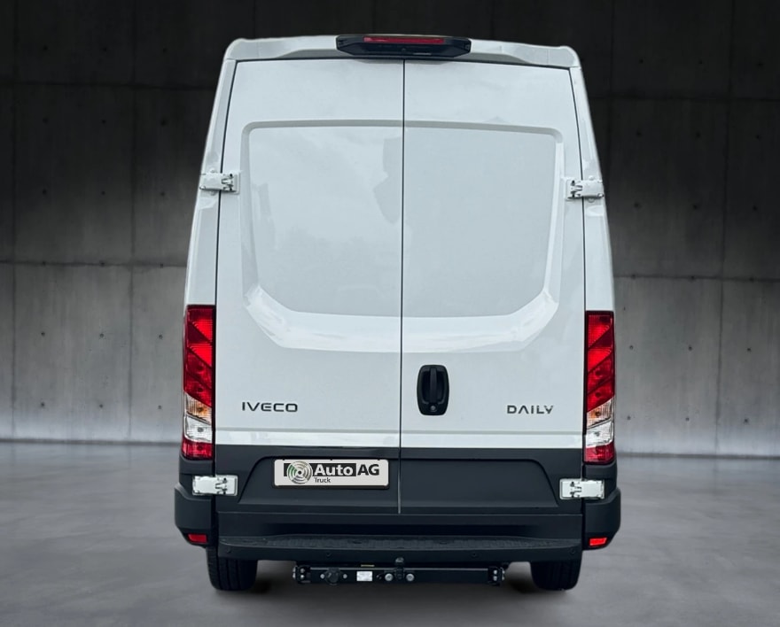 IVECO 35S18HA8V Kastenwagen-image-2