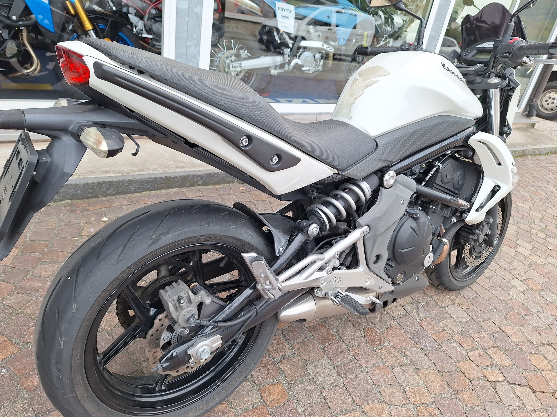KAWASAKI ER-6 n ABS-image-2