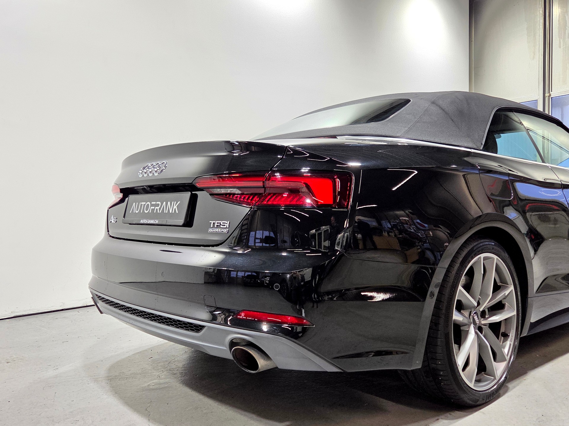 AUDI A5 Cabriolet 2.0 TFSI Sport quattro S-Tronic-image-9