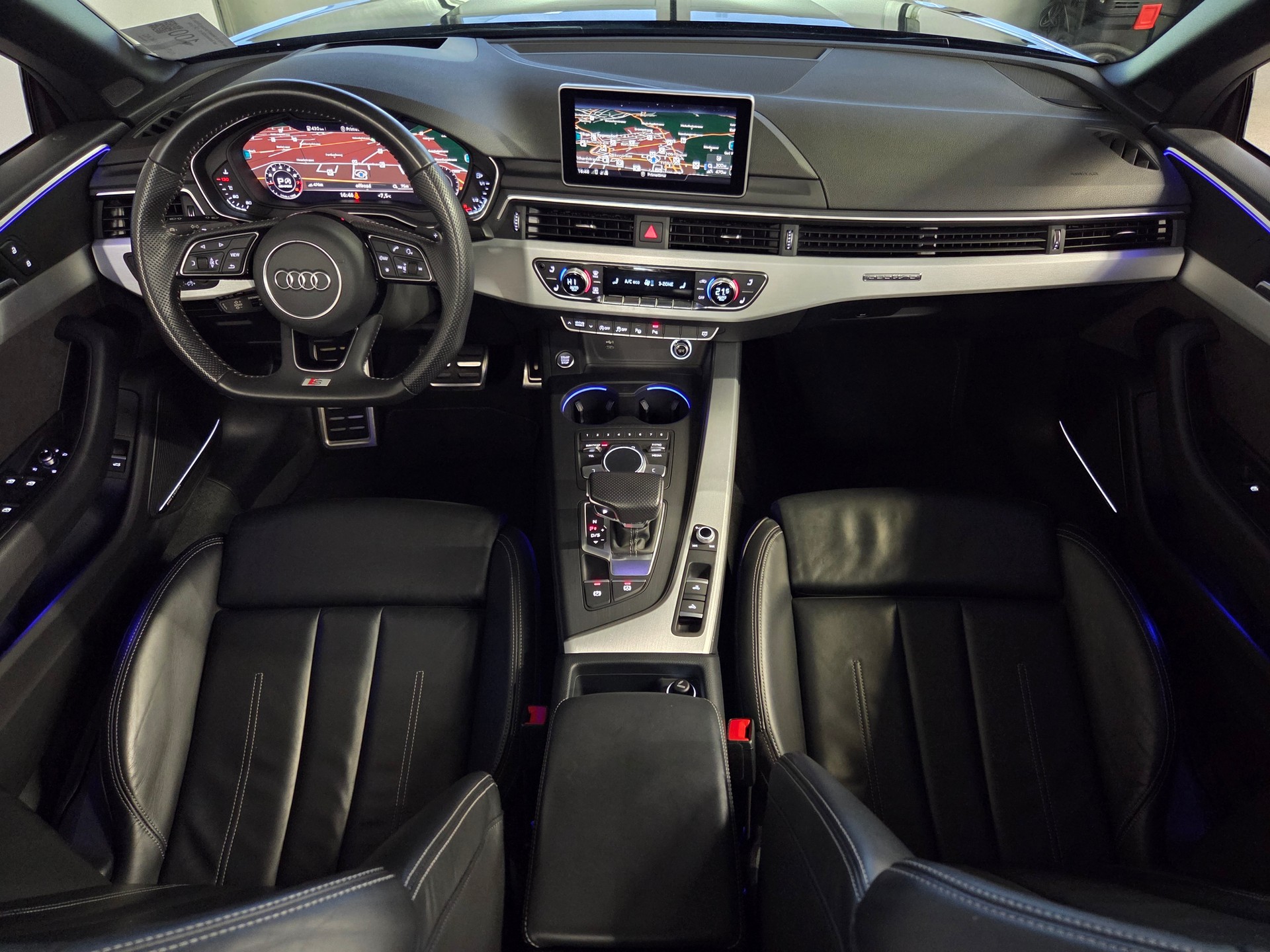 AUDI A5 Cabriolet 2.0 TFSI Sport quattro S-Tronic-image-22