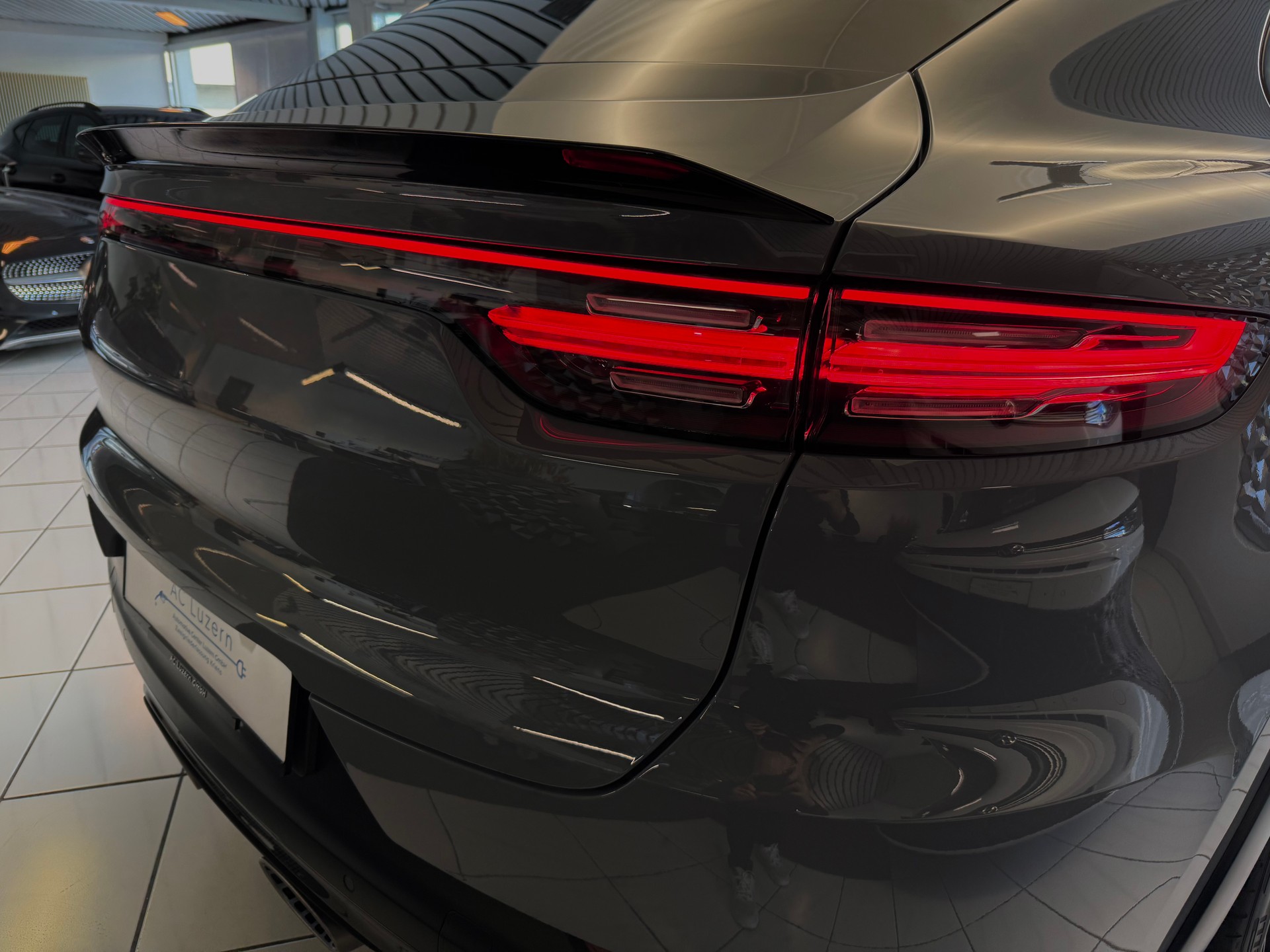 PORSCHE Cayenne Turbo GT-image-25
