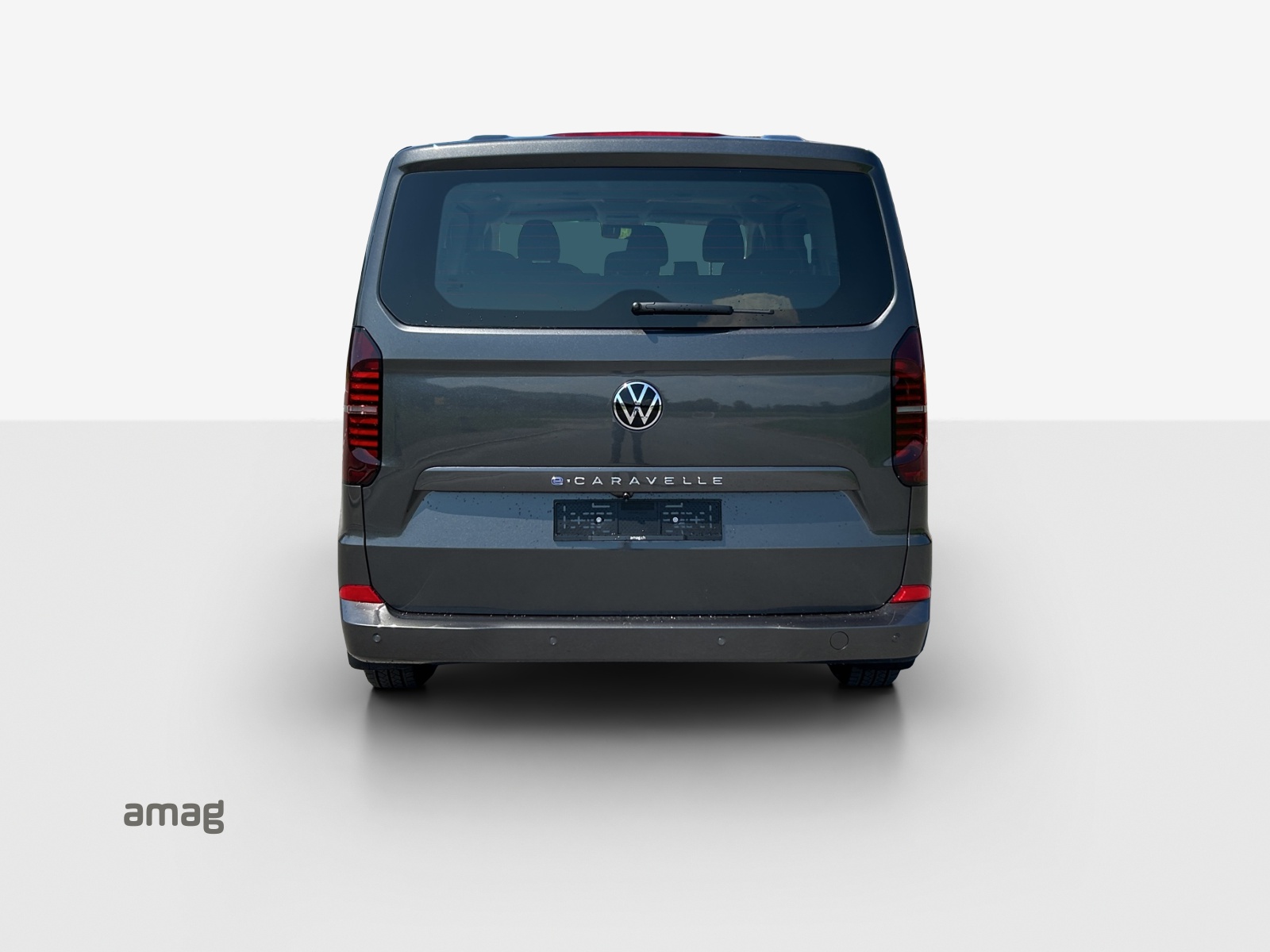 VW Caravelle BEV Life-image-3