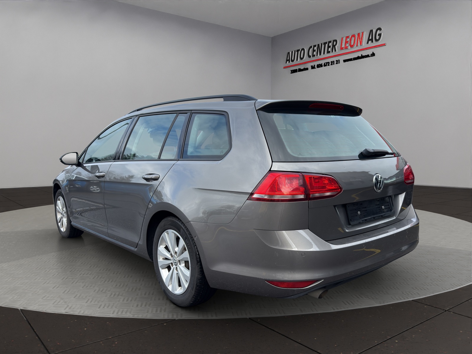 VW Golf Variant 1.2 TSI Comfort-image-3