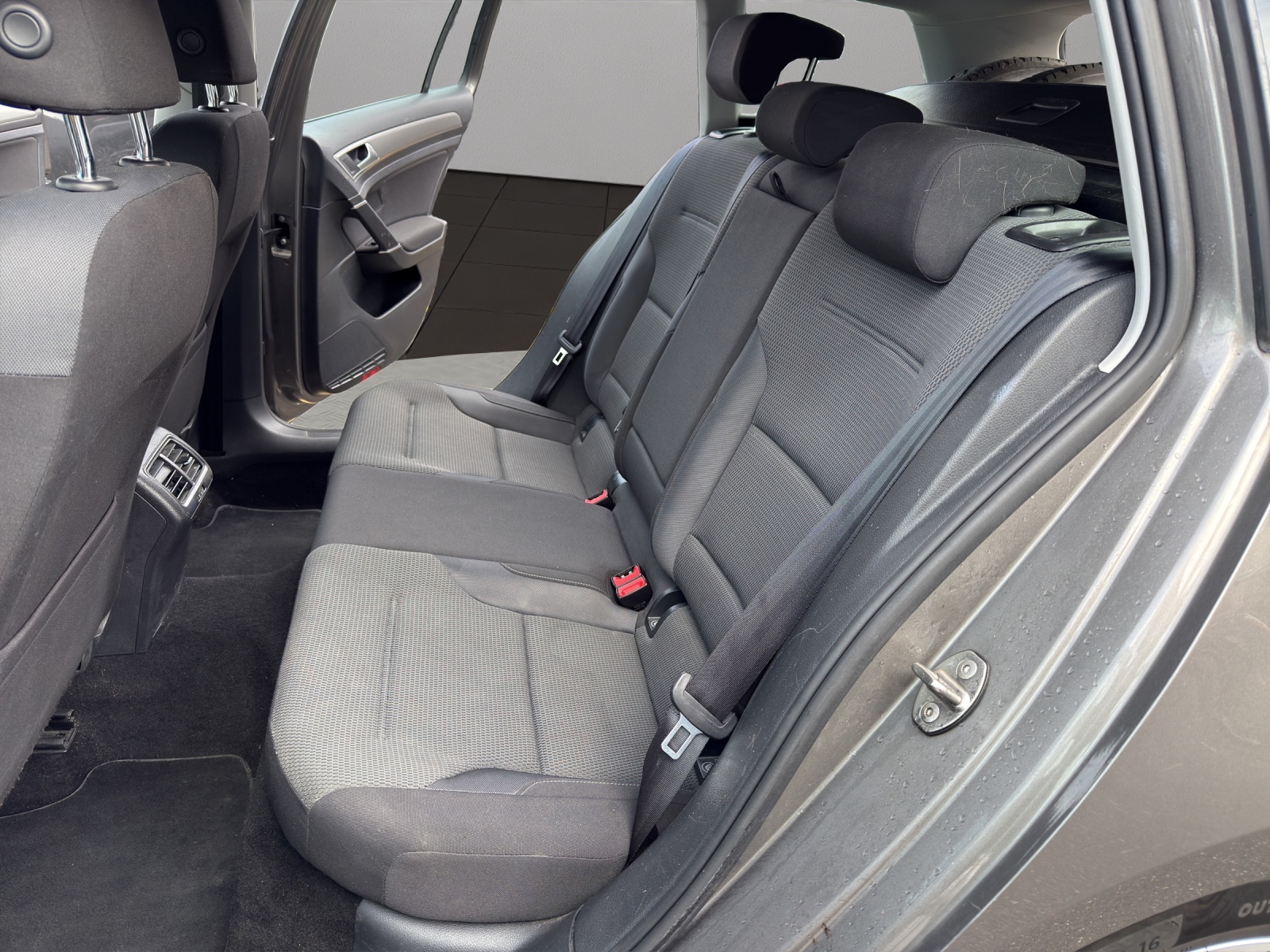 VW Golf Variant 1.2 TSI Comfort-image-12