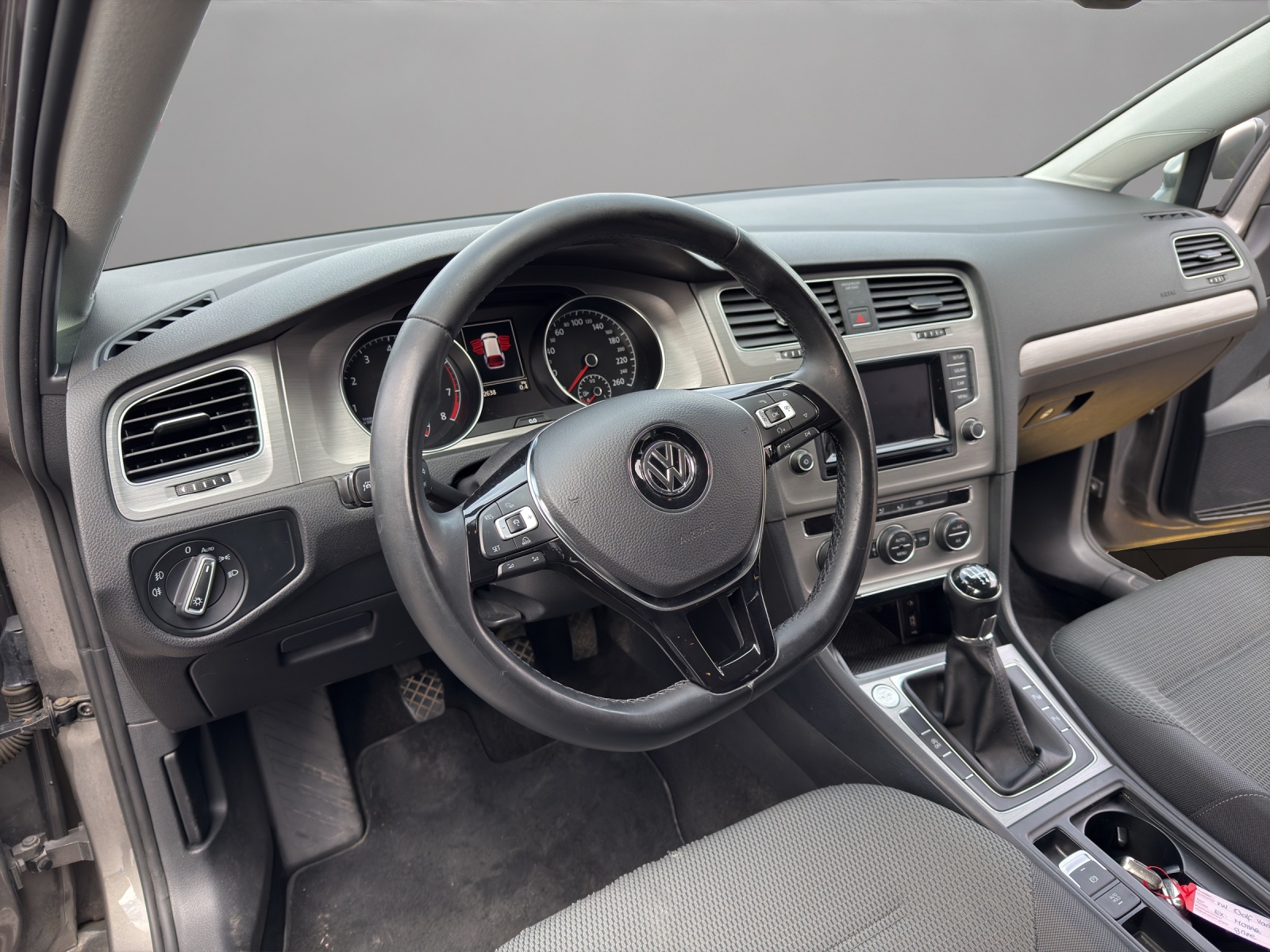 VW Golf Variant 1.2 TSI Comfort-image-9