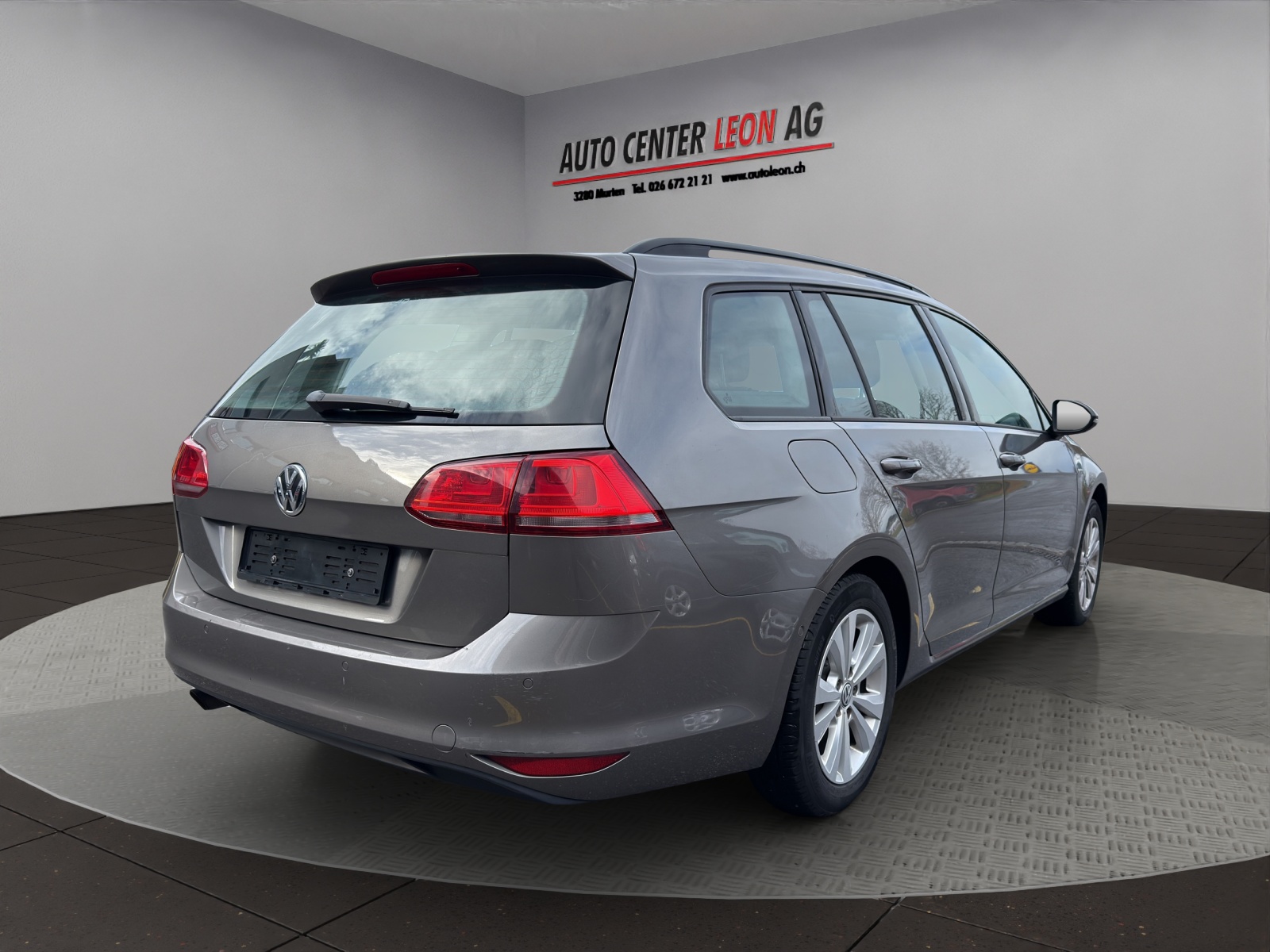 VW Golf Variant 1.2 TSI Comfort-image-5