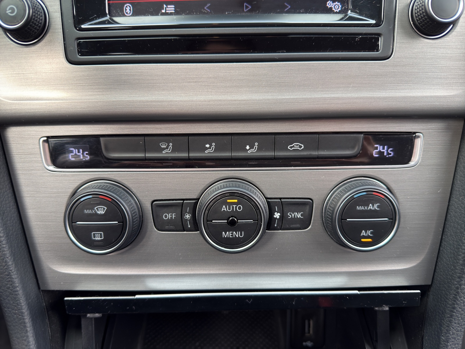 VW Golf Variant 1.2 TSI Comfort-image-15
