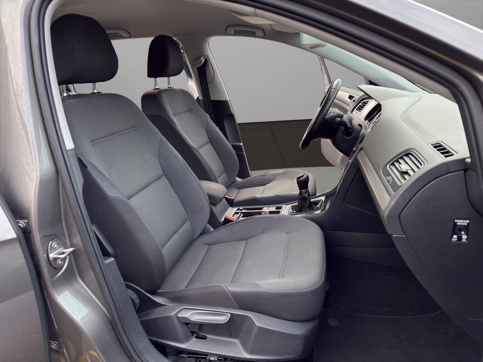 VW Golf Variant 1.2 TSI Comfort-image-16