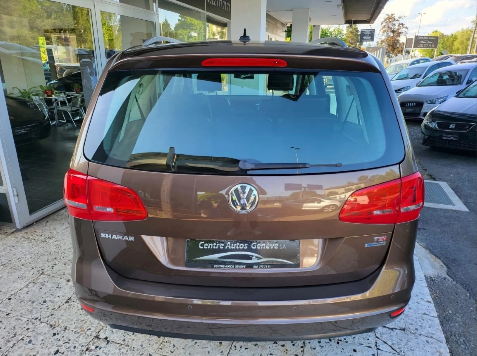 VW Sharan 1.4 TSI BlueMotion Technology Highline DSG-image-8