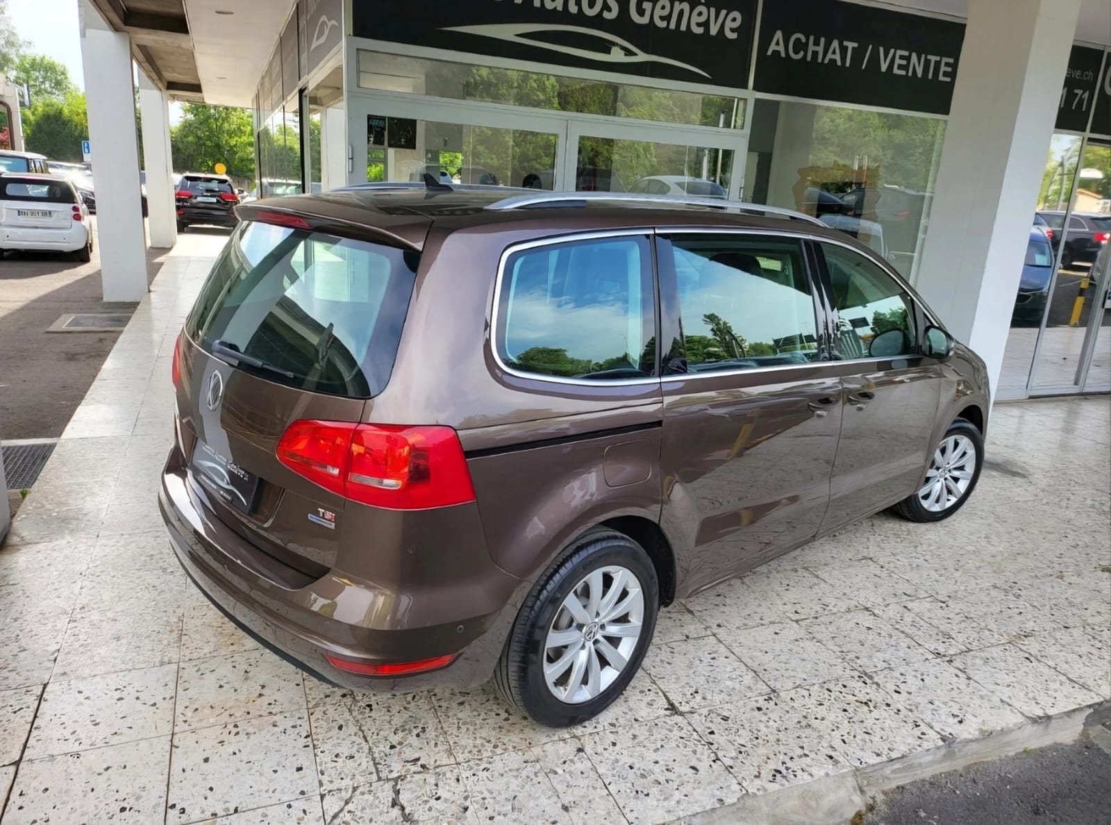 VW Sharan 1.4 TSI BlueMotion Technology Highline DSG-image-7