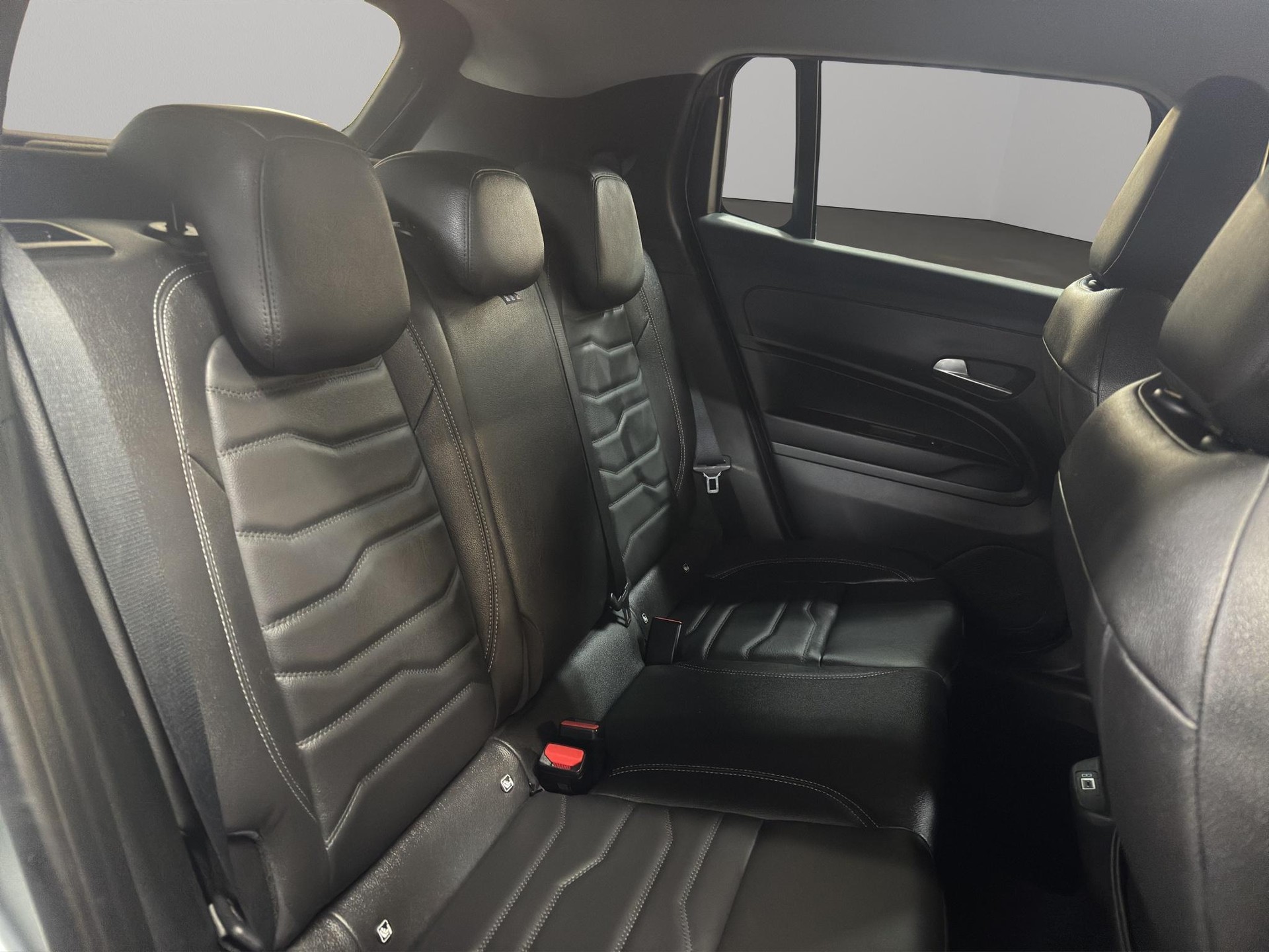 JEEP Avenger Summit-image-7