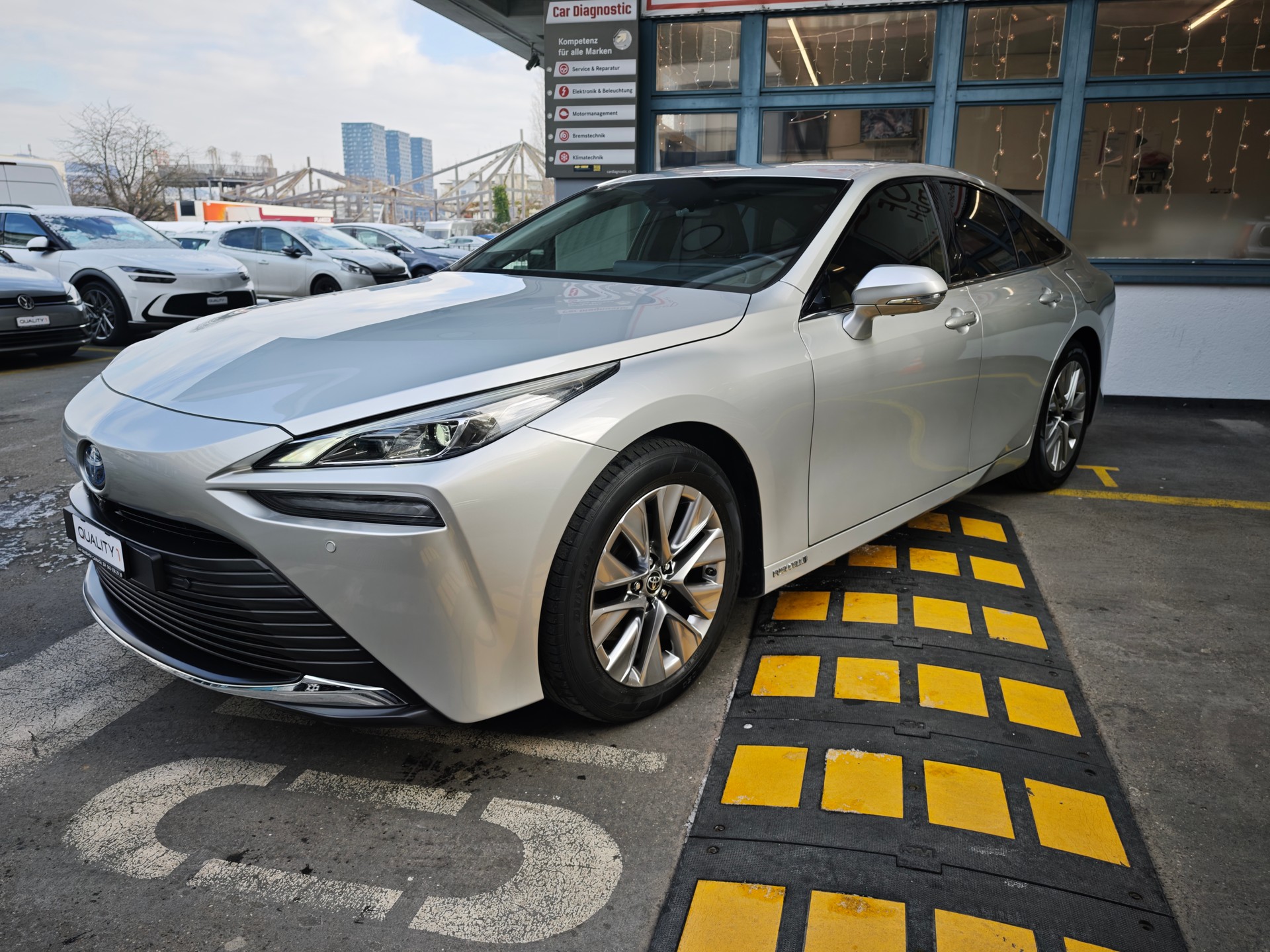TOYOTA Mirai Fuel cell Premium