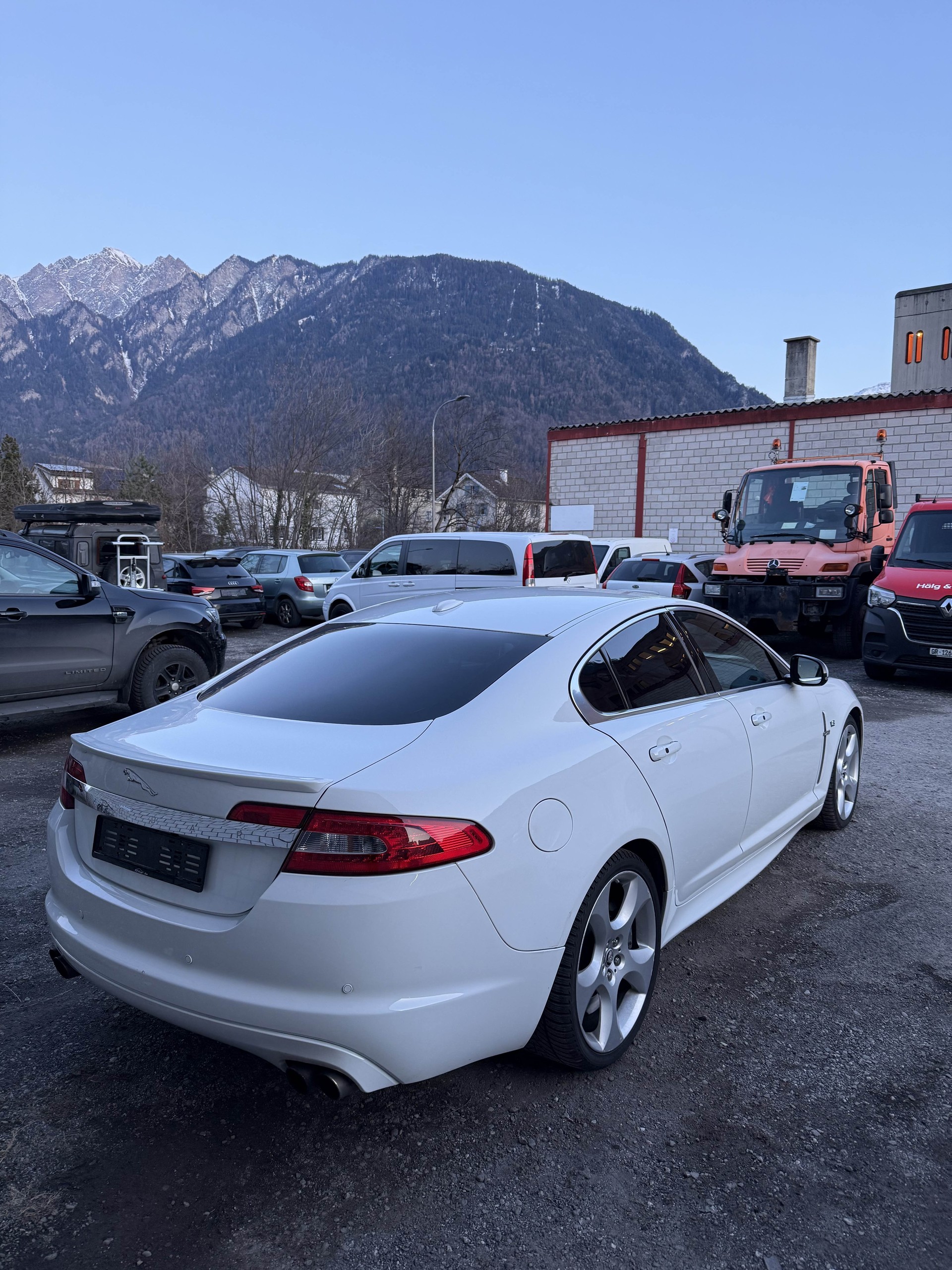 JAGUAR XFR-image-6