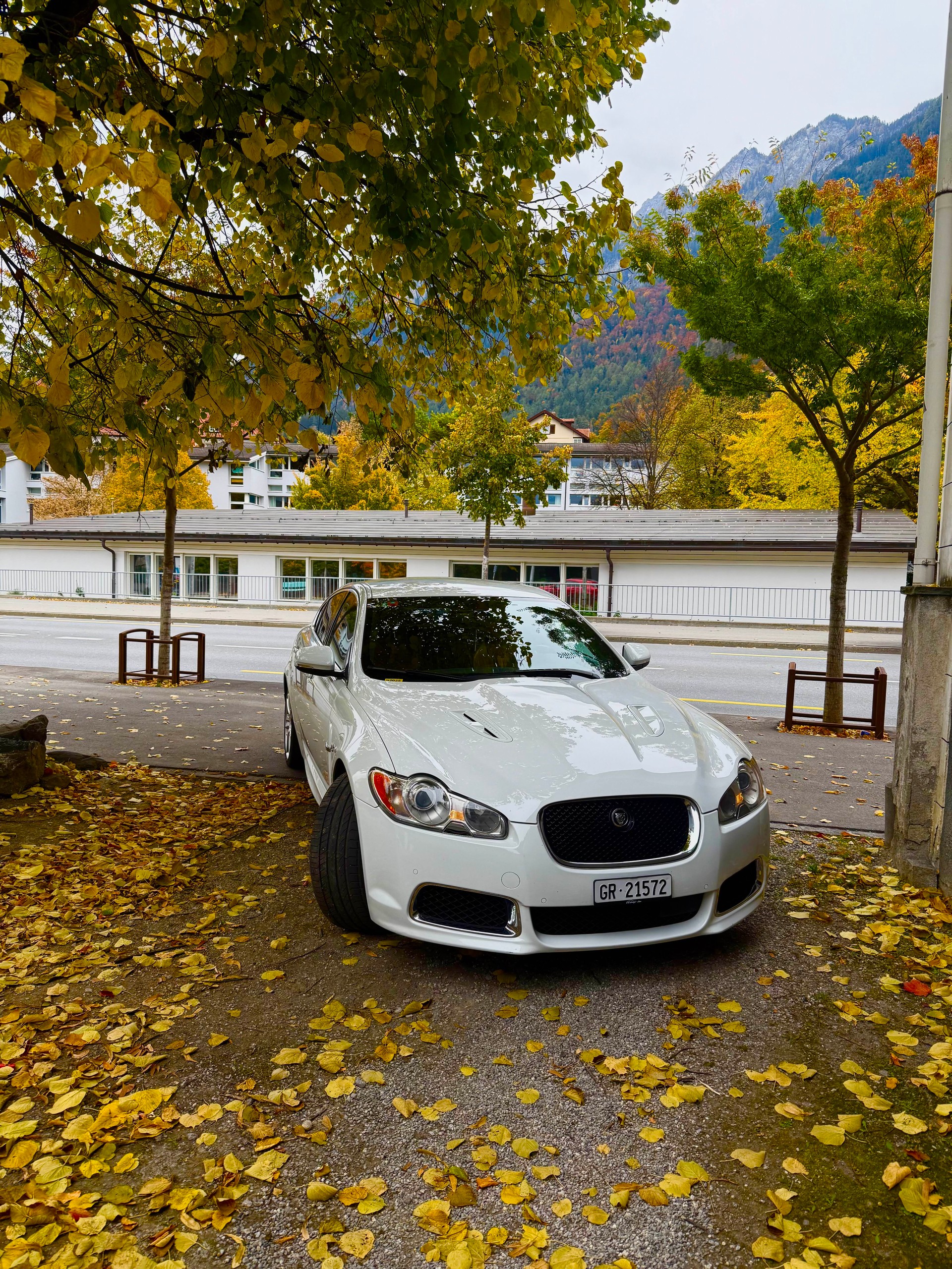 JAGUAR XFR-image-0